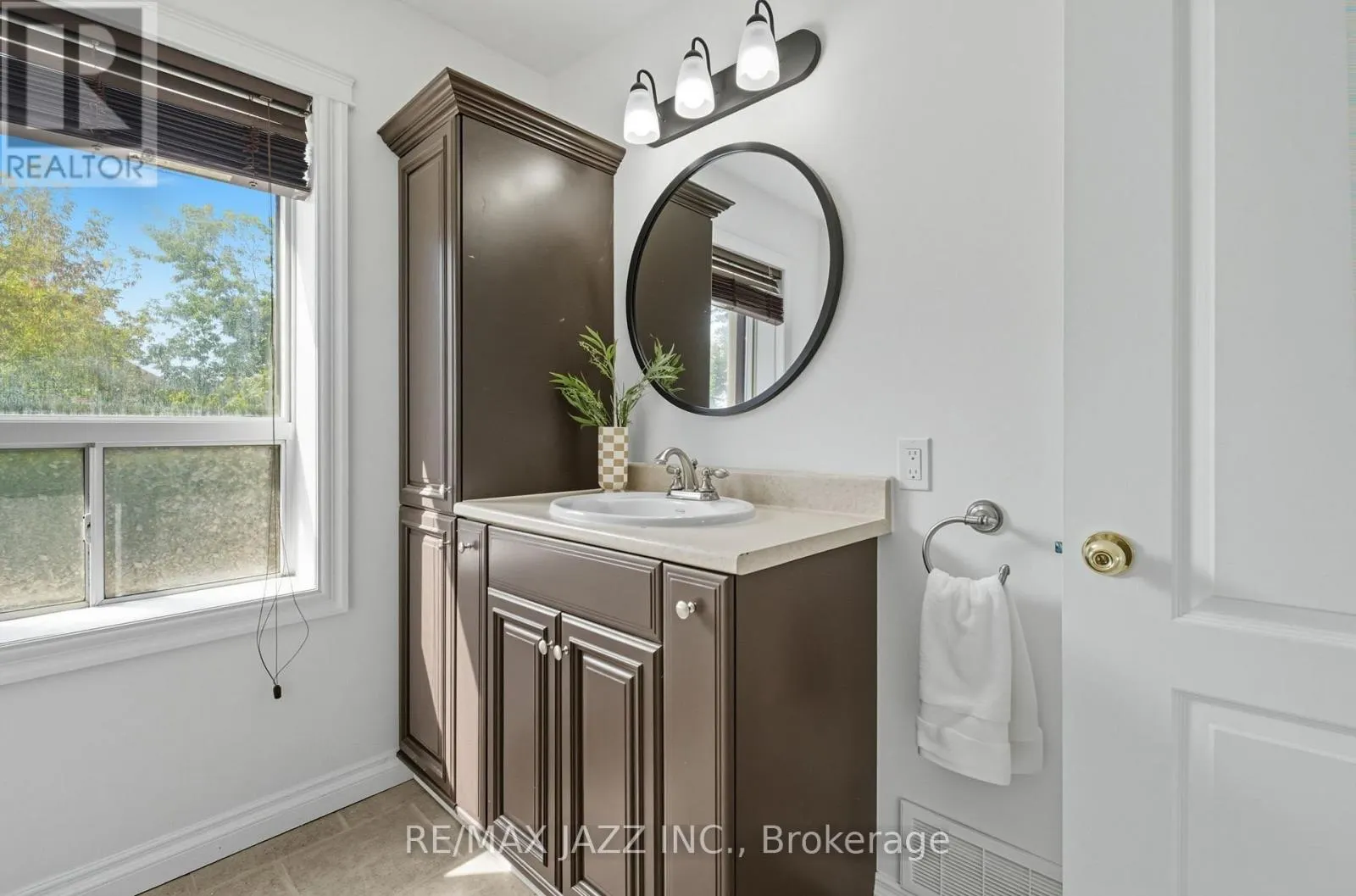 264 RITSON ROAD S