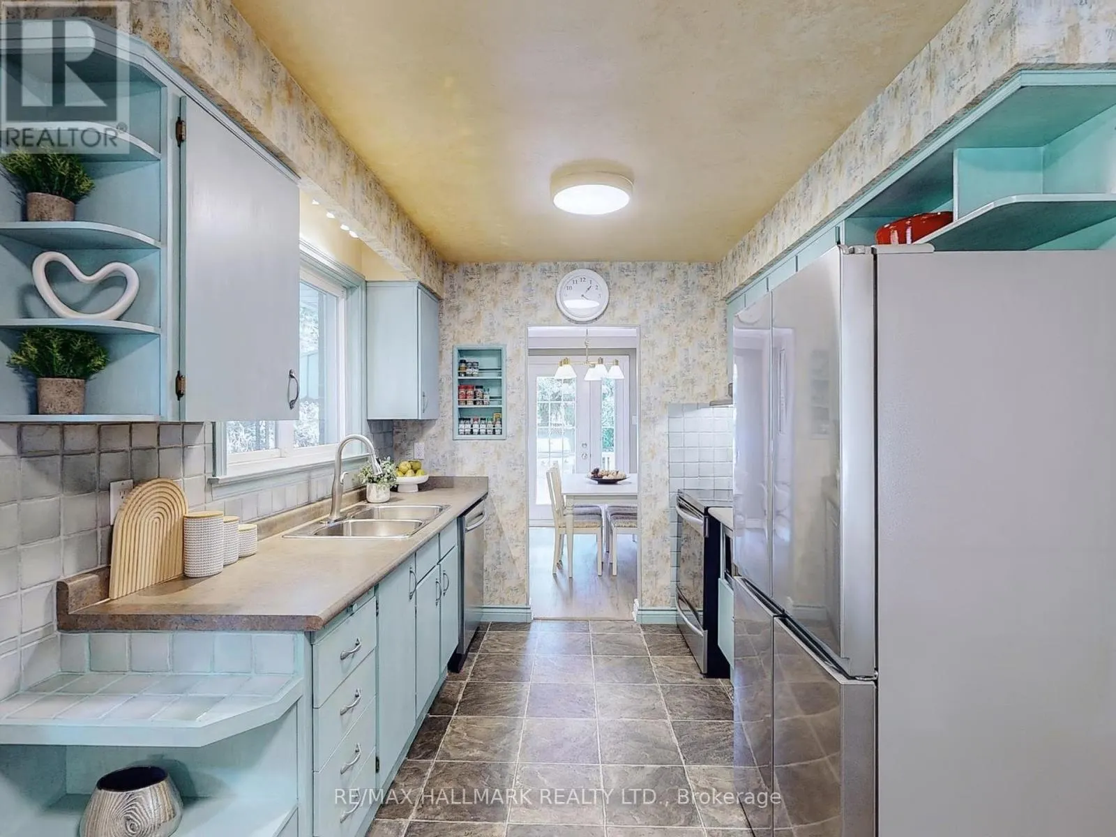 55 ALBACORE CRESCENT