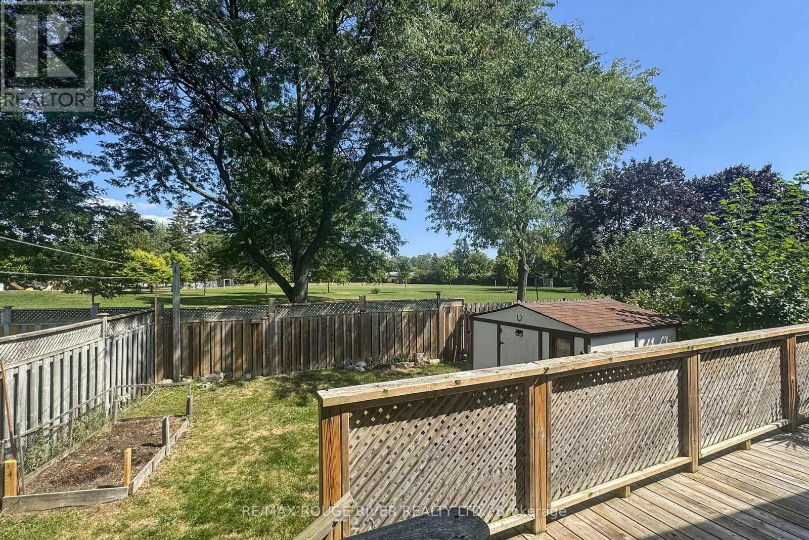 18 DARLINGSIDE DRIVE
