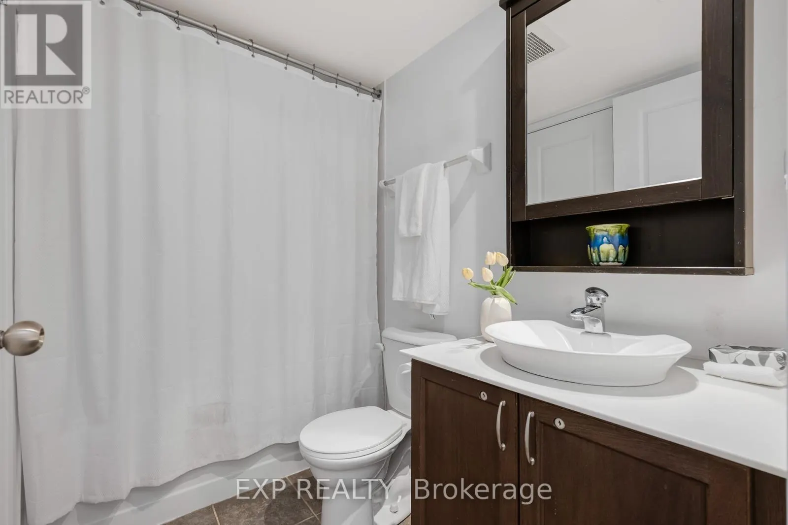 5 - 88 MUNRO STREET