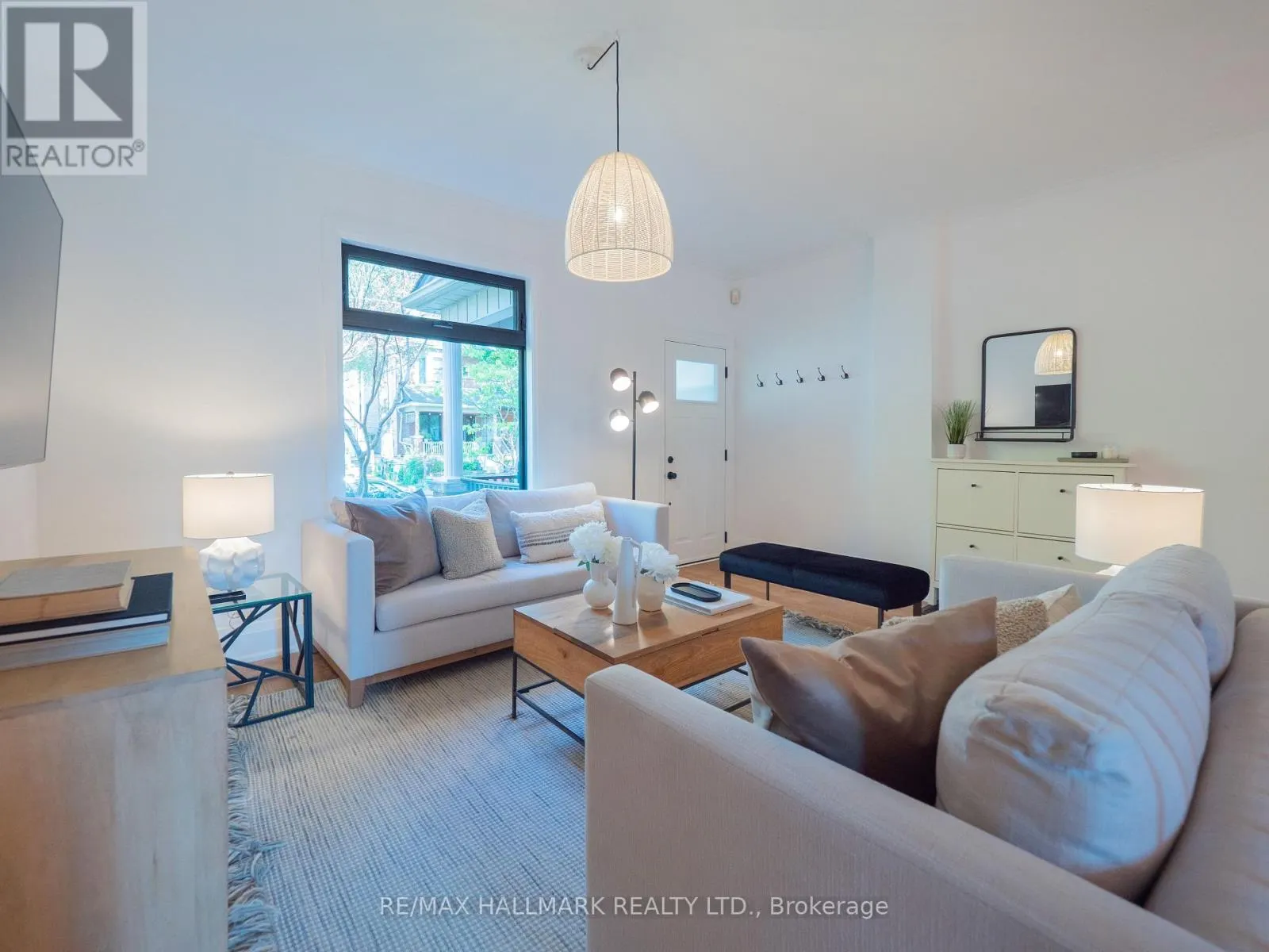 81 FRIZZELL AVENUE