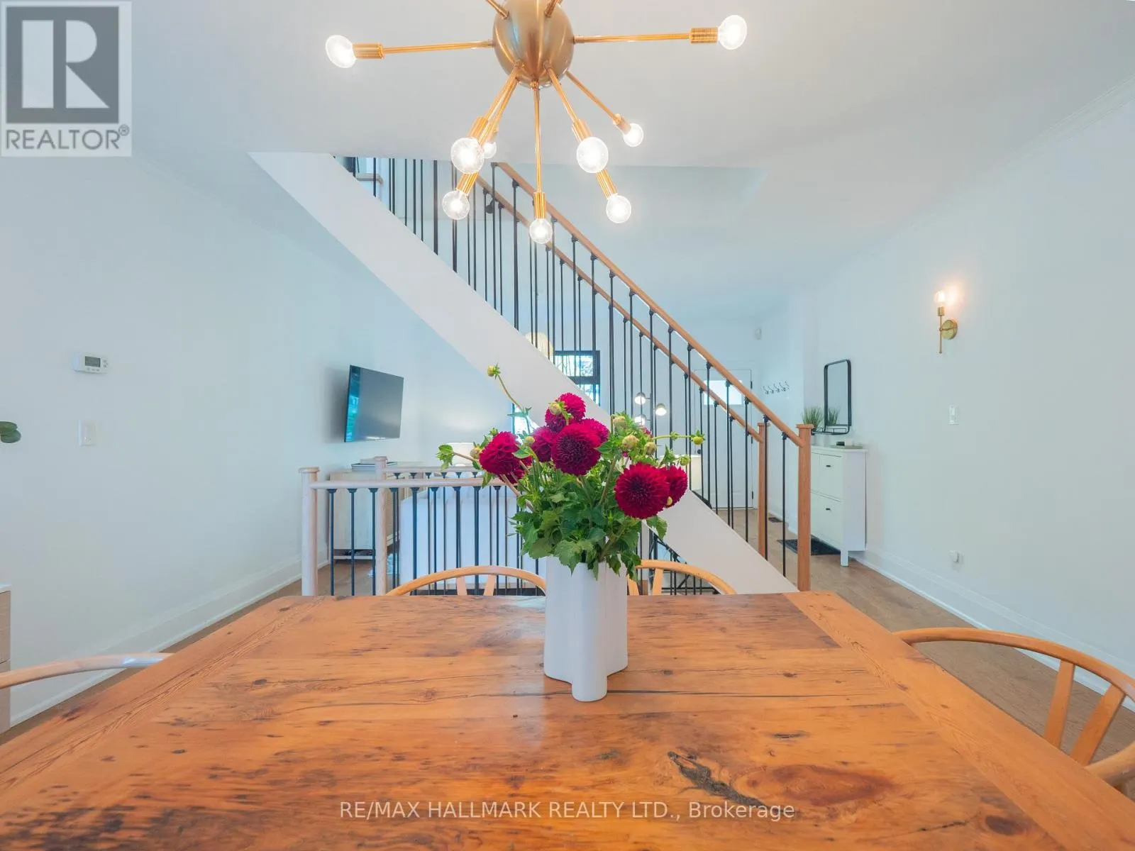 81 FRIZZELL AVENUE