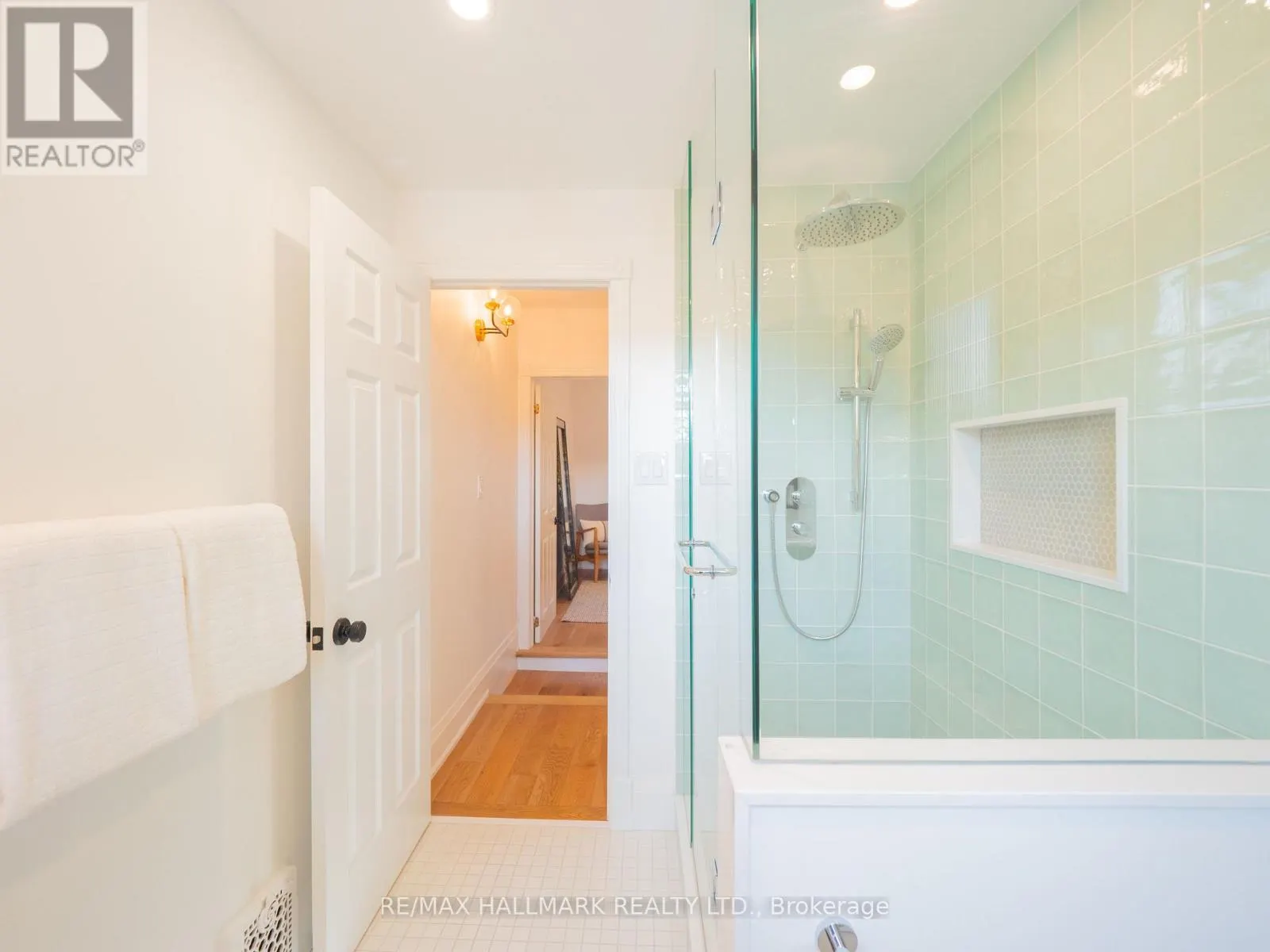 81 FRIZZELL AVENUE