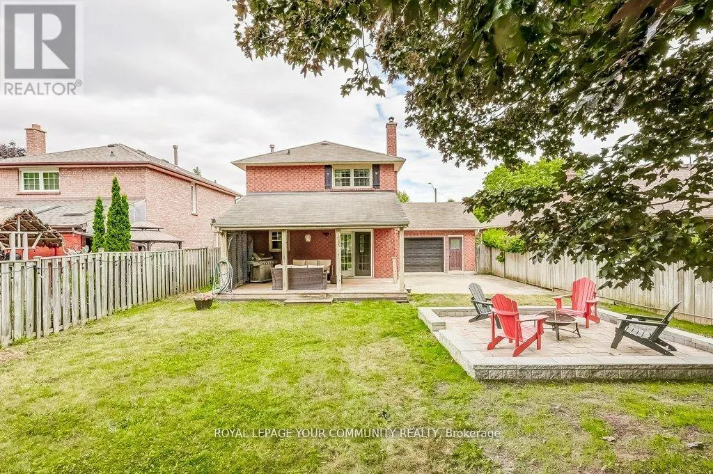 44 CANADIAN OAKS DRIVE