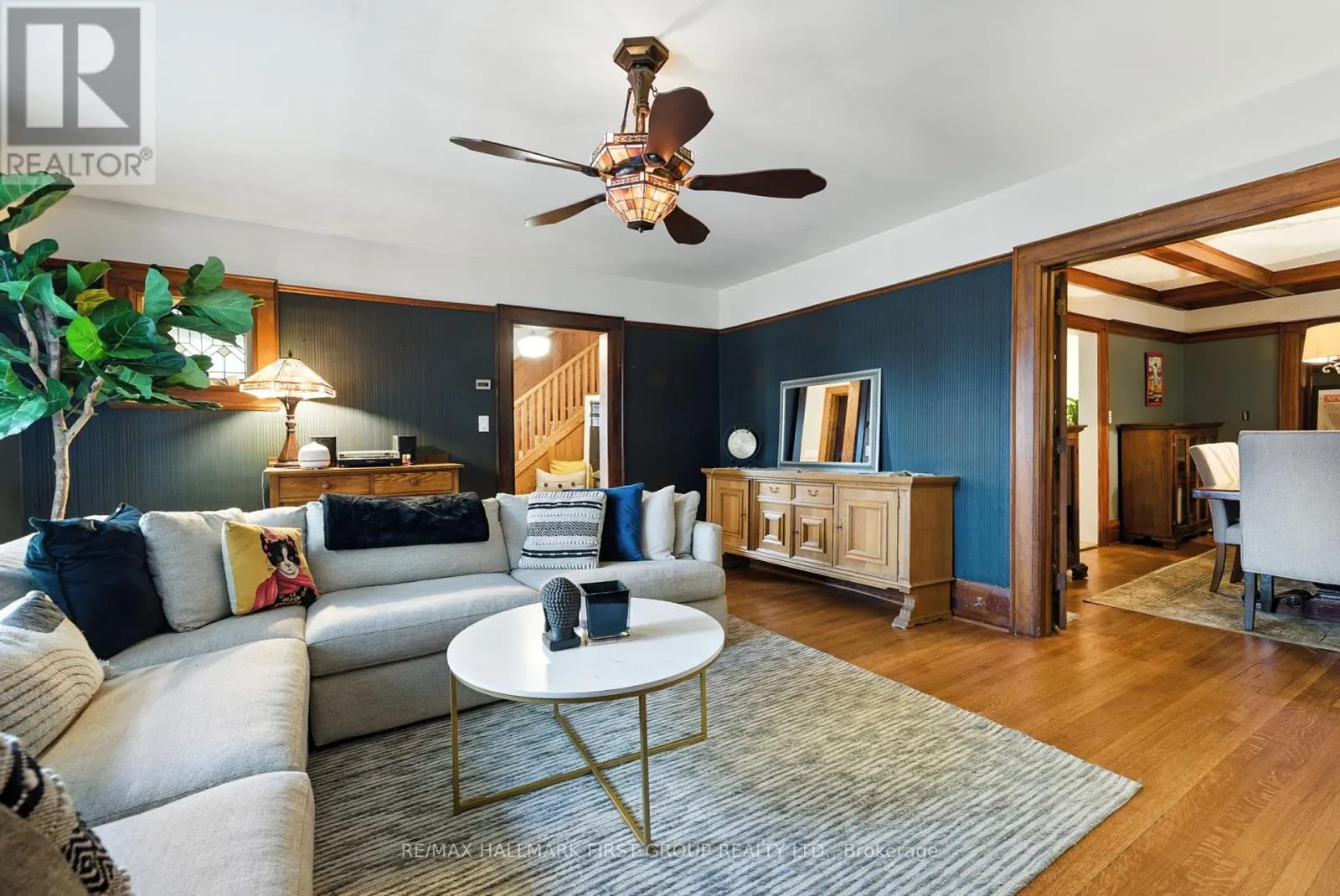 MAIN/SECOND FLOOR - 622 SIMCOE STREET N