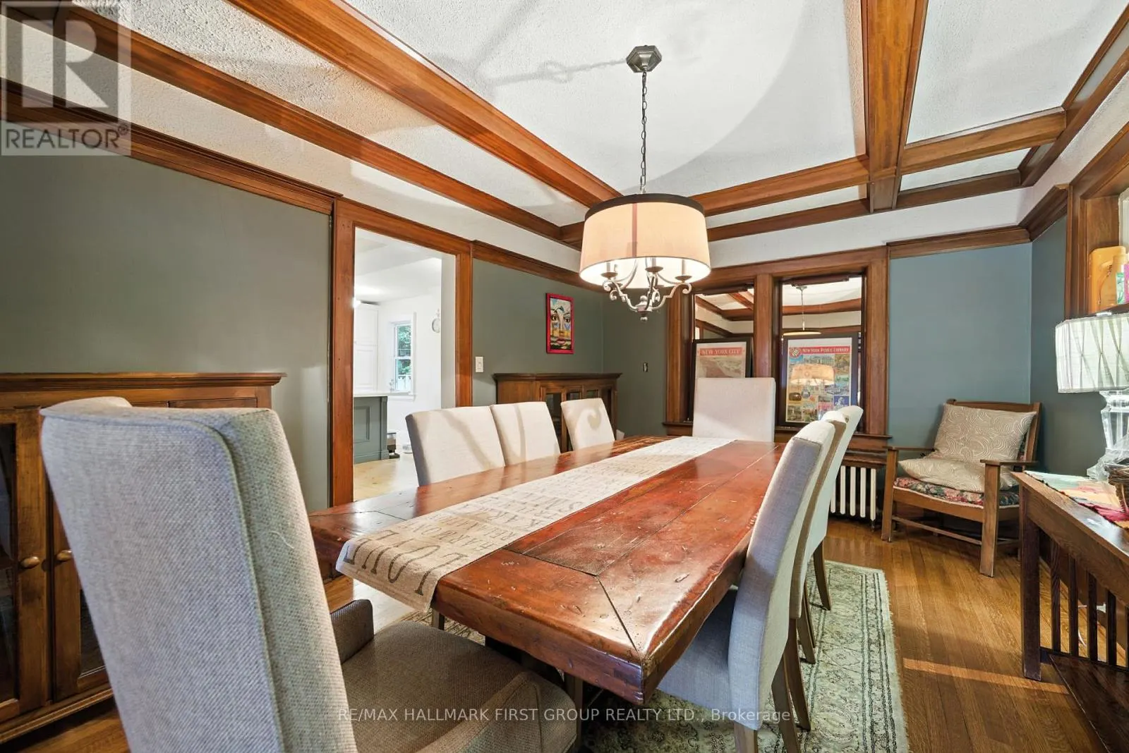 MAIN/SECOND FLOOR - 622 SIMCOE STREET N