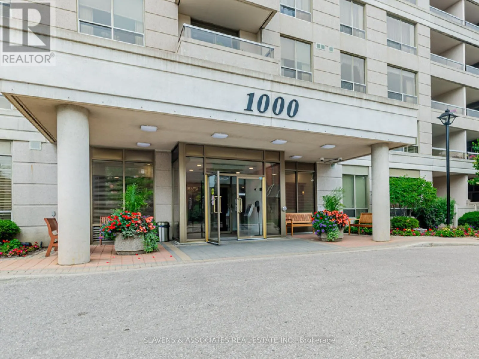 1404 - 1000 THE ESPLANADE ROAD N