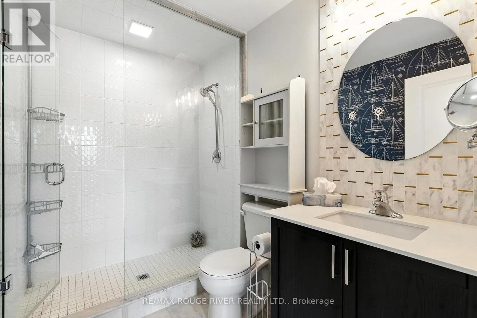 206 - 70 SHIPWAY AVENUE, #206