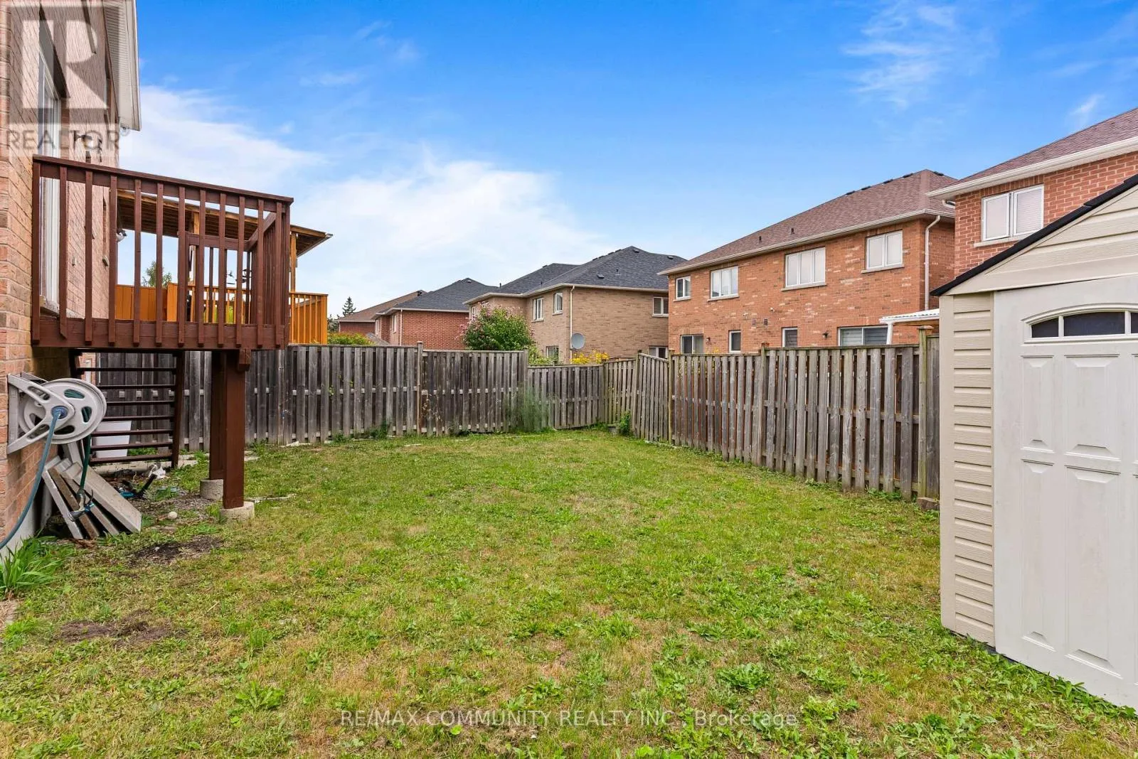 5 WHITE HEATHER BOULEVARD