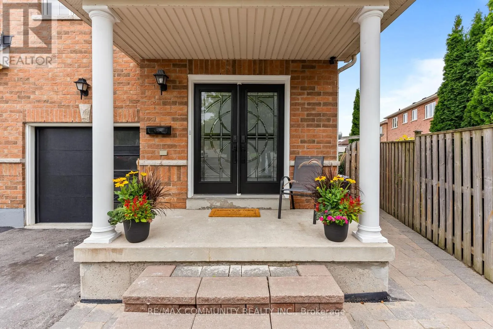 5 WHITE HEATHER BOULEVARD