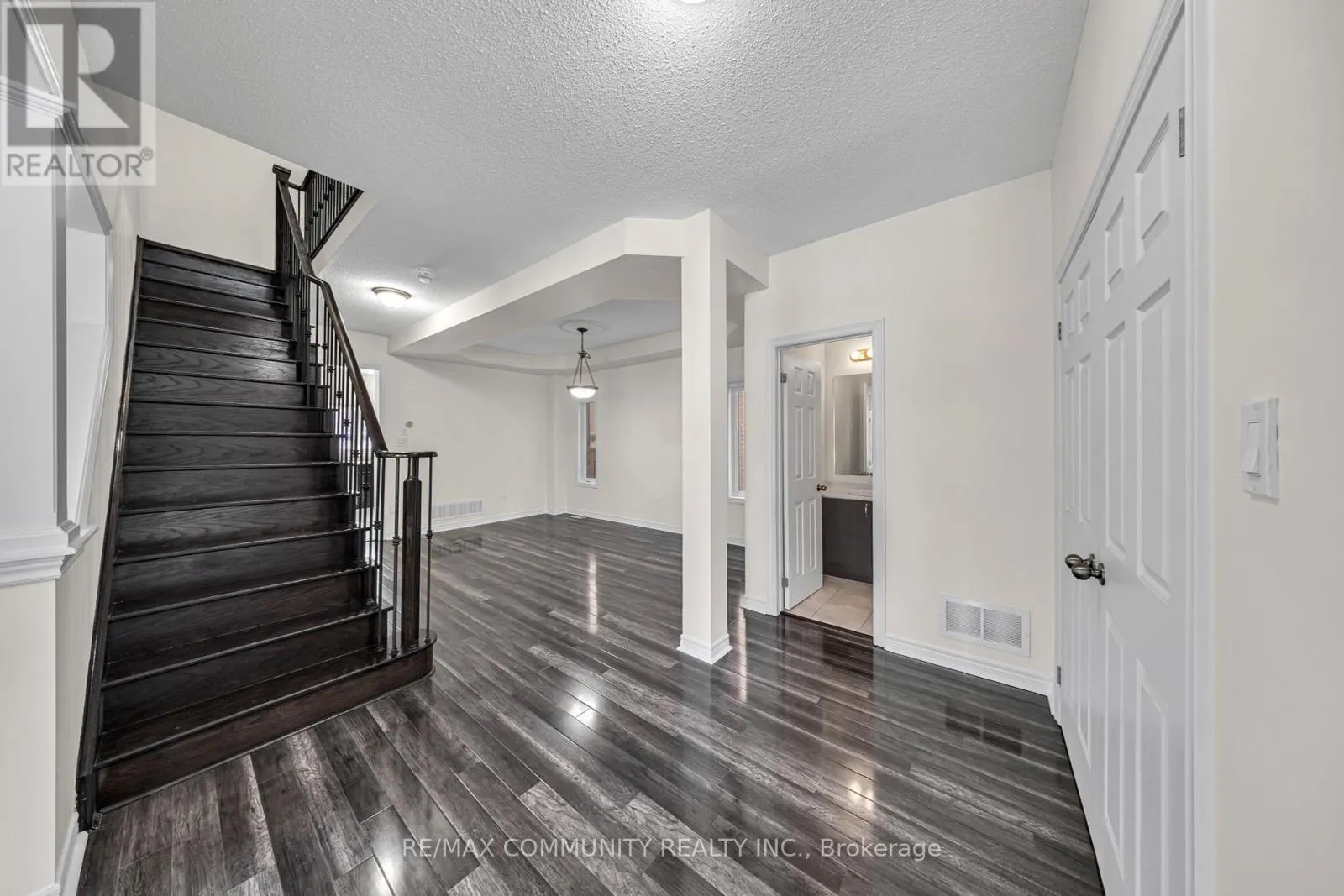 35 MCCOURT DRIVE