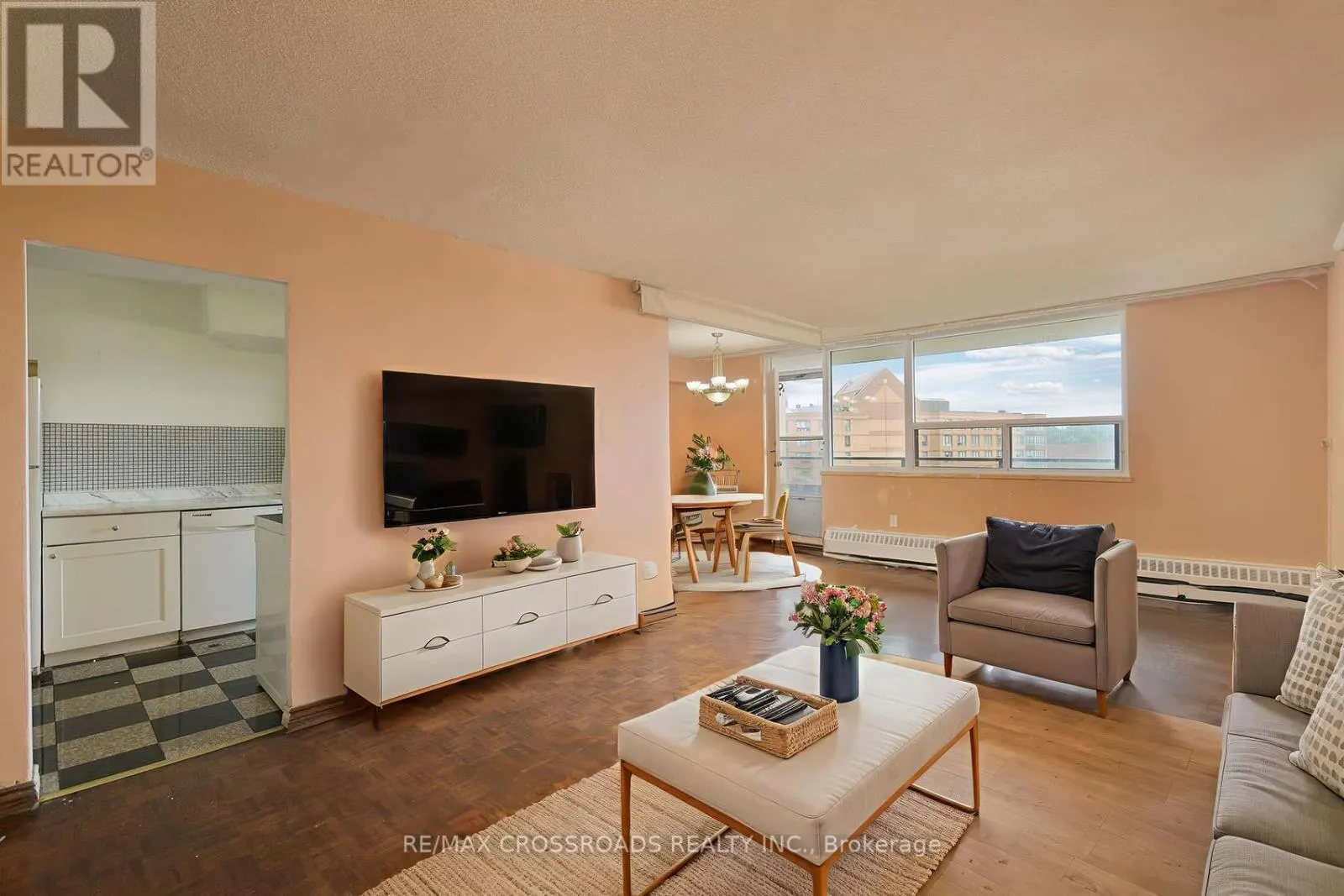 619 - 180 MARKHAM ROAD