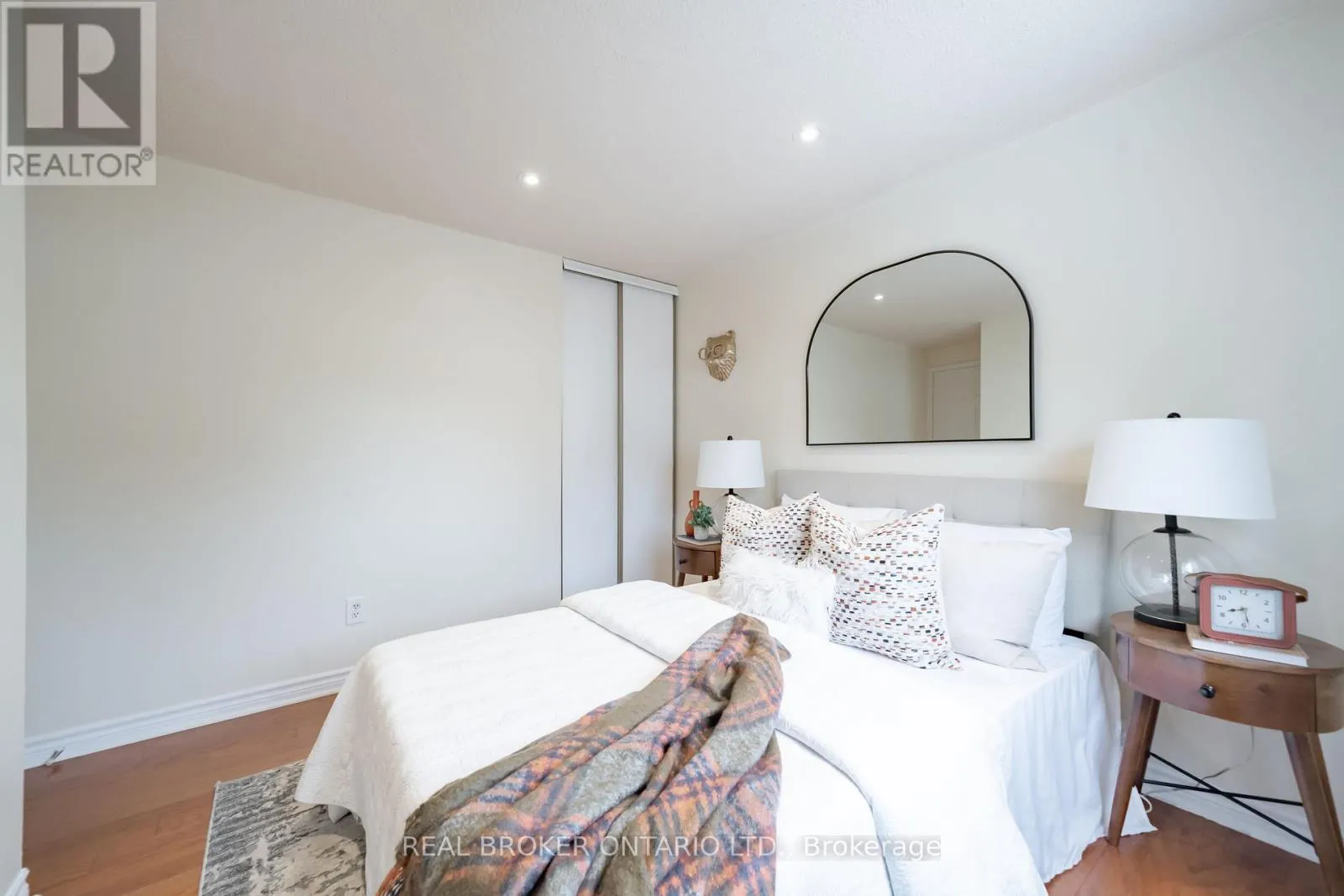 24 ANGUS DRIVE