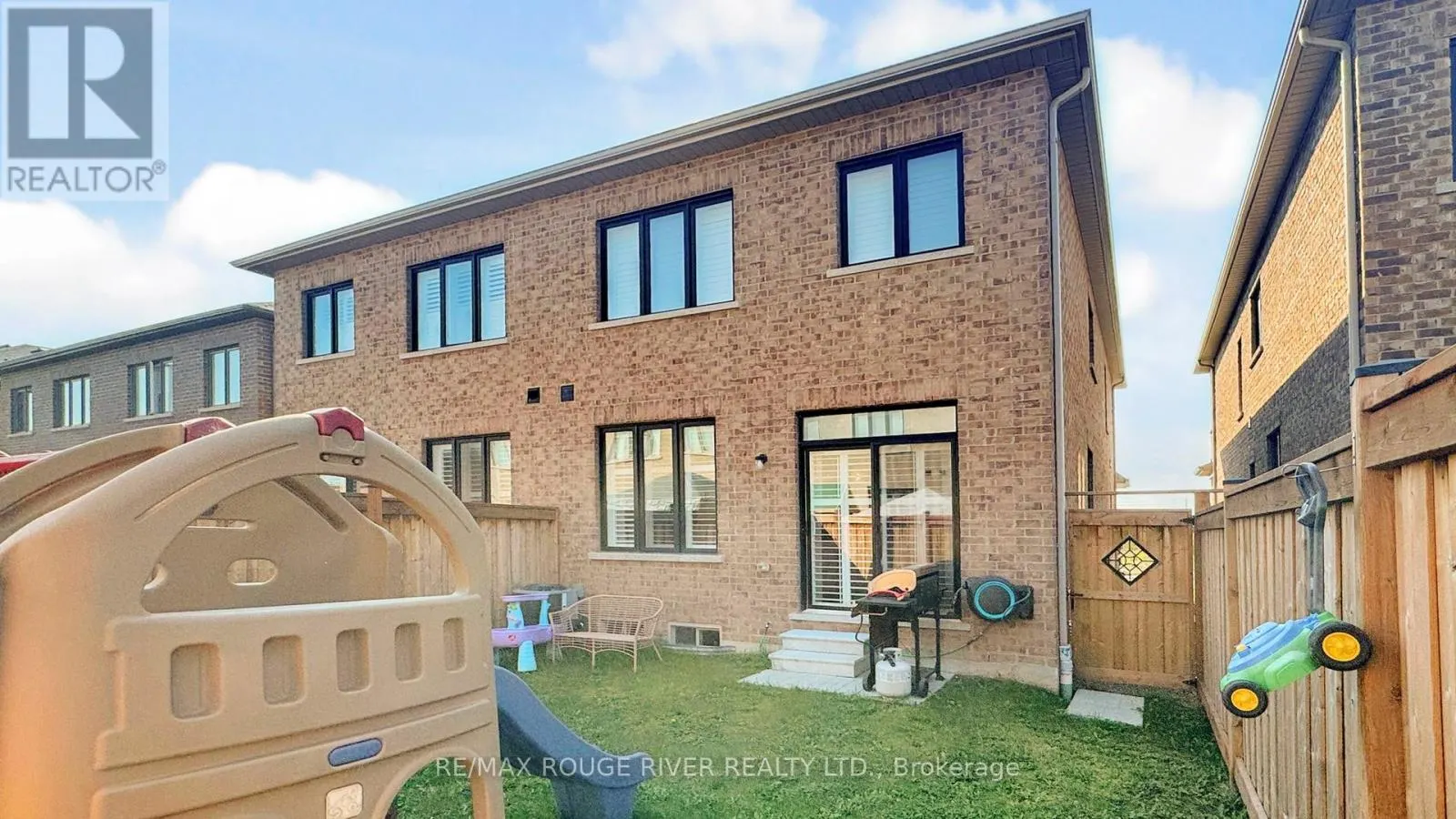 156 CHRISTINE ELLIOTT AVENUE