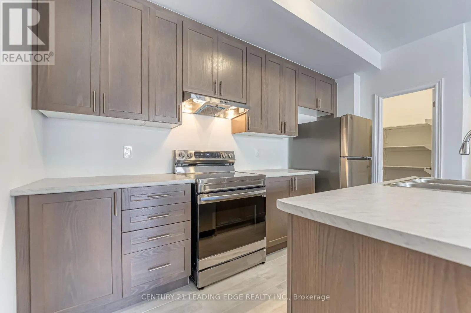 1112 LOCKIE DRIVE
