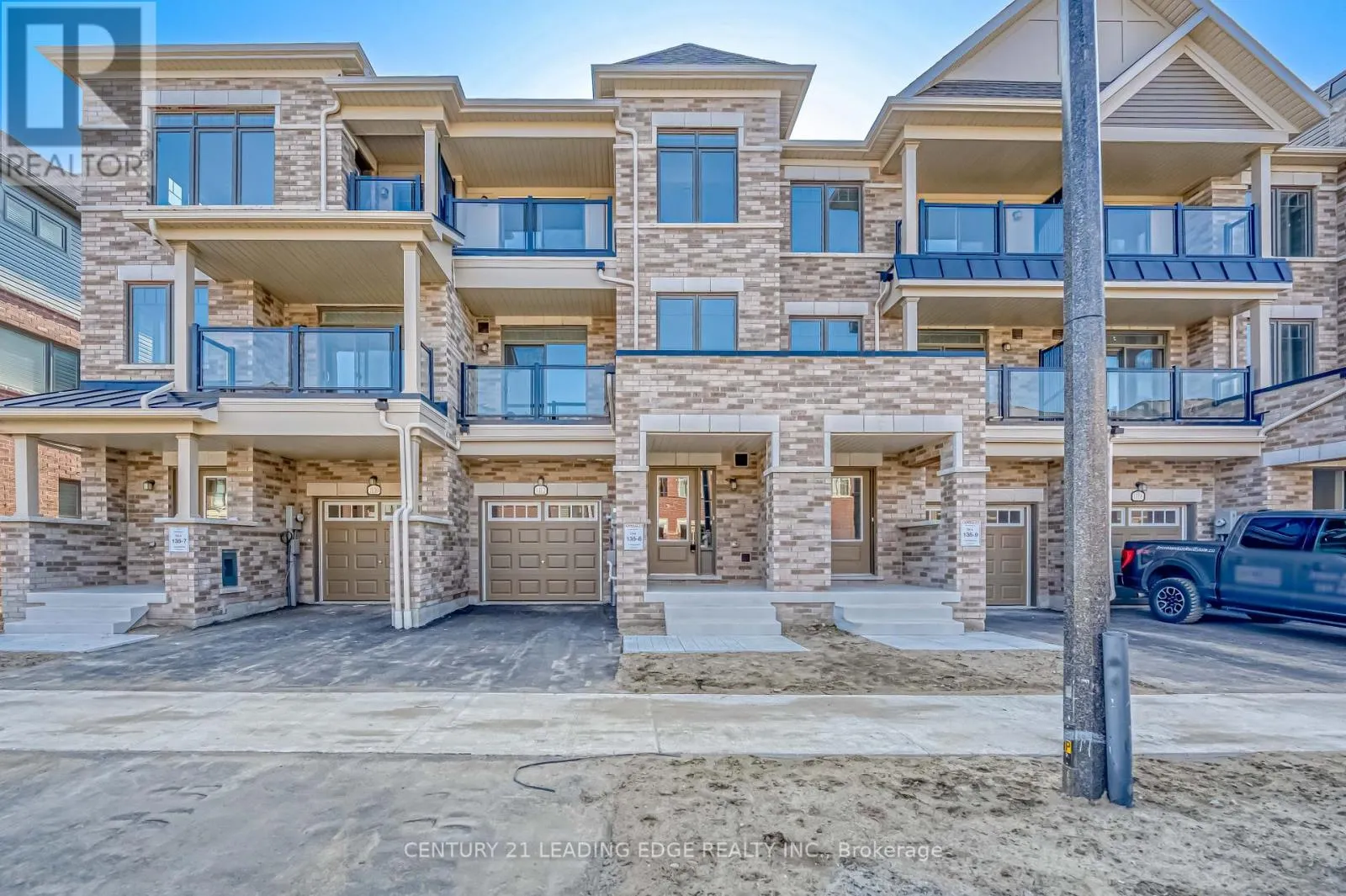 1112 LOCKIE DRIVE