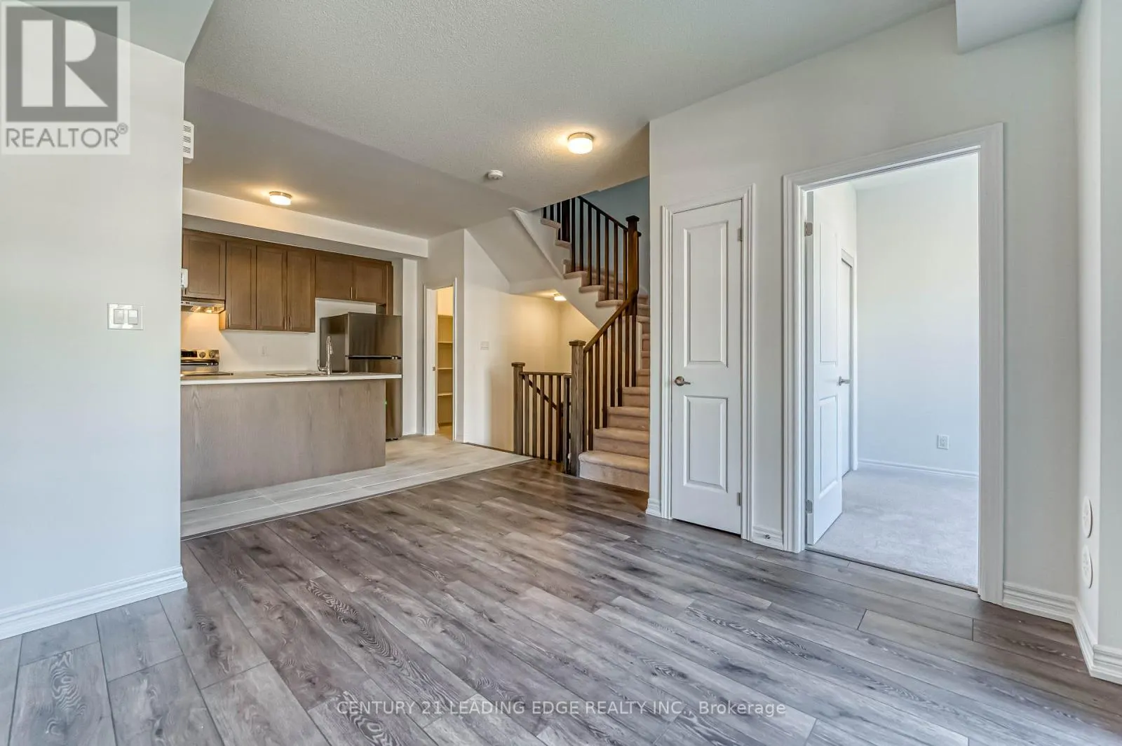 1112 LOCKIE DRIVE