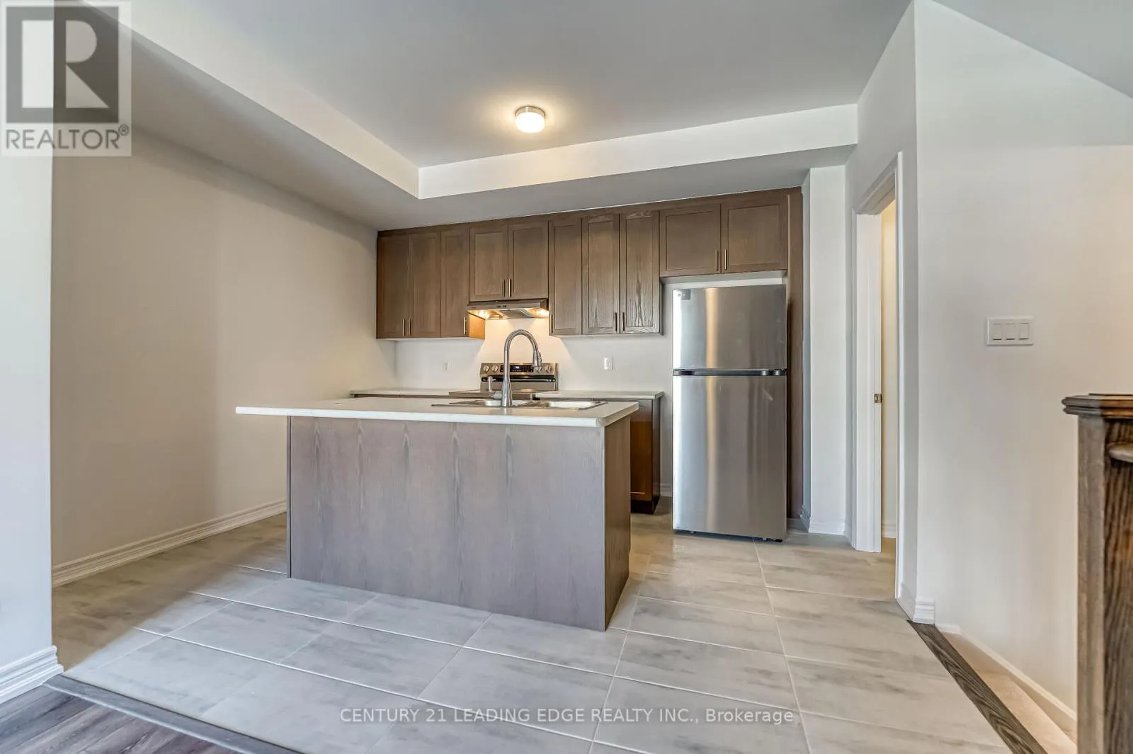 1112 LOCKIE DRIVE