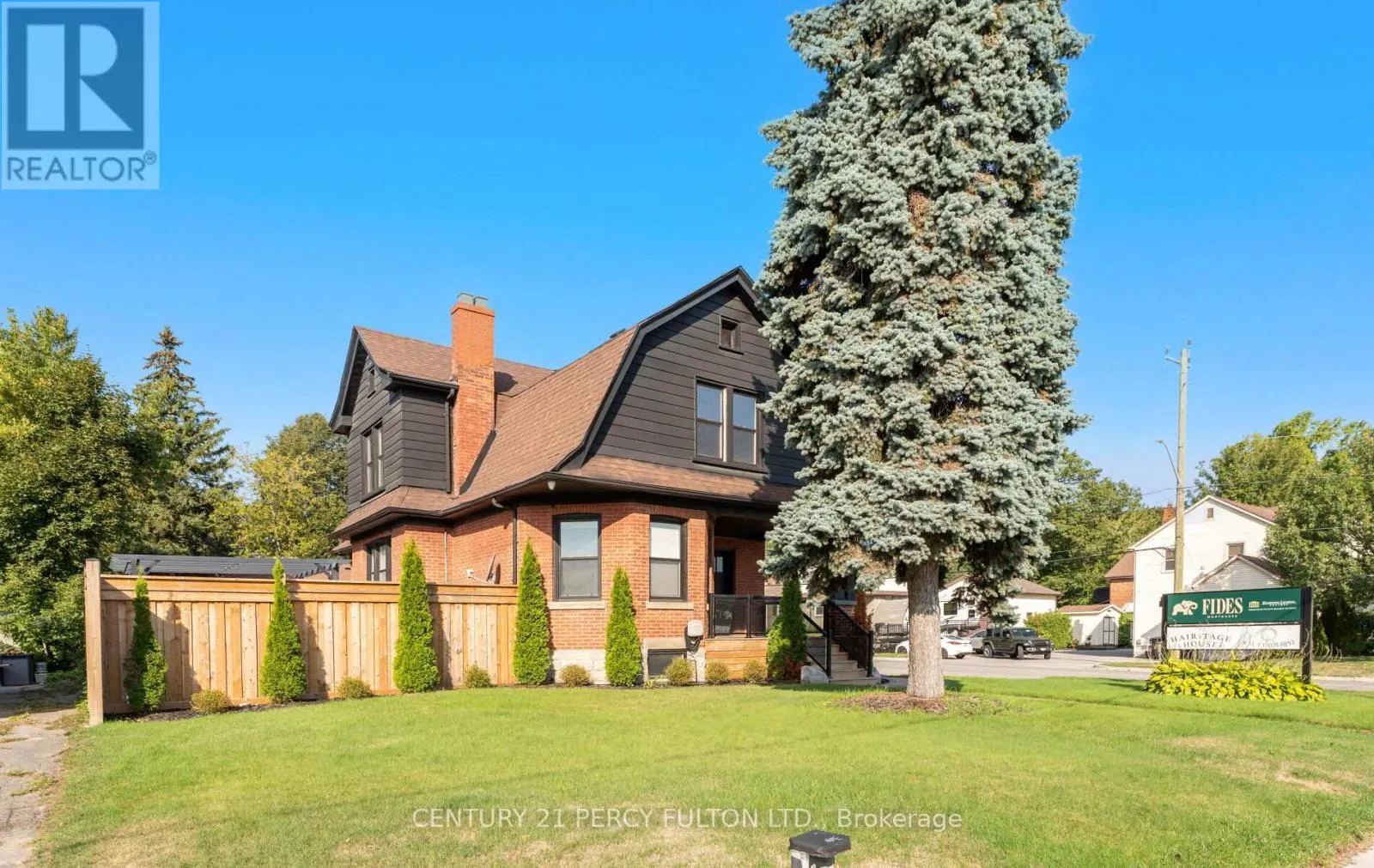 UPPER - 228 BROCK STREET N