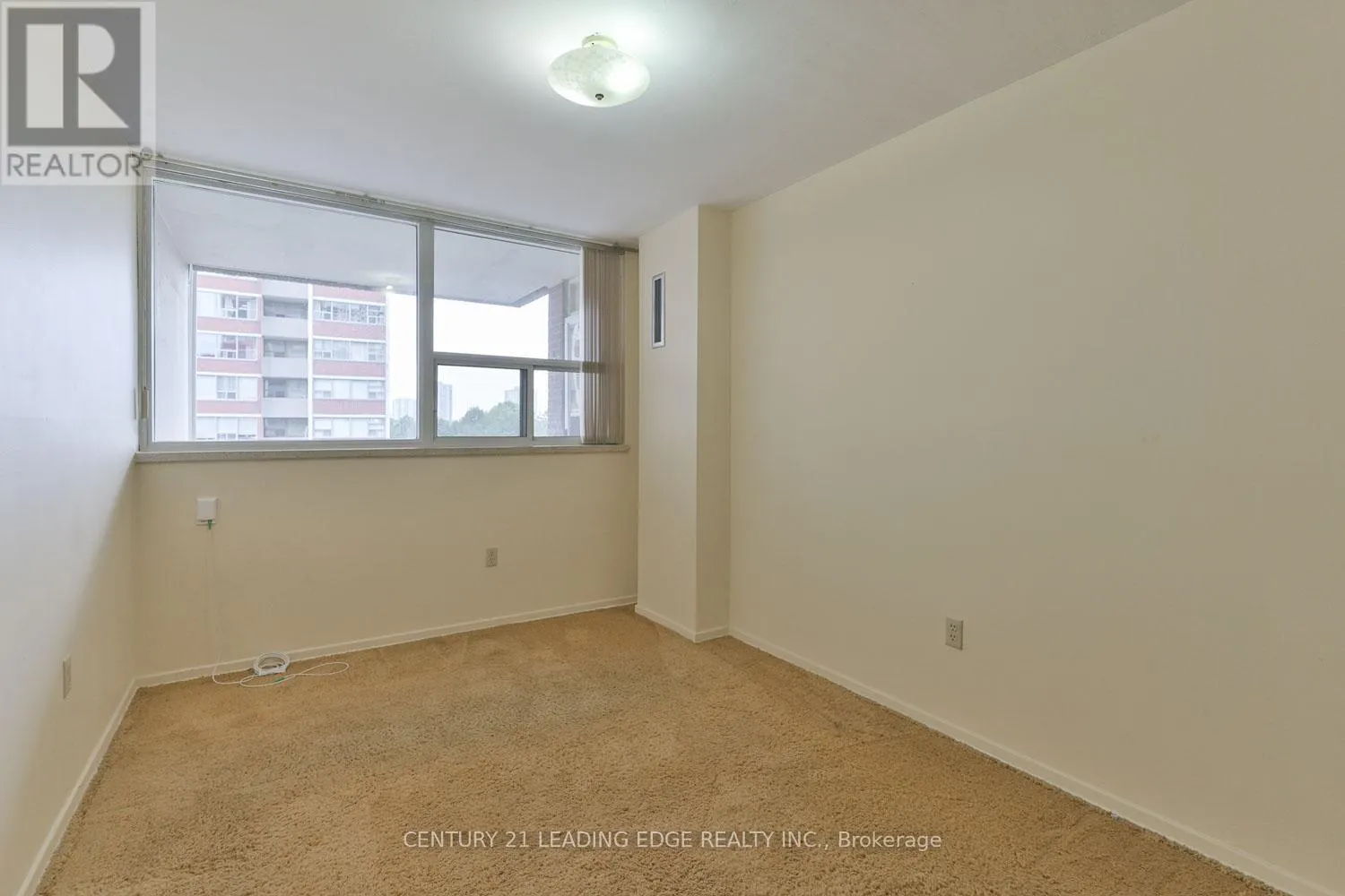 503 - 45 SILVER SPRINGS BOULEVARD