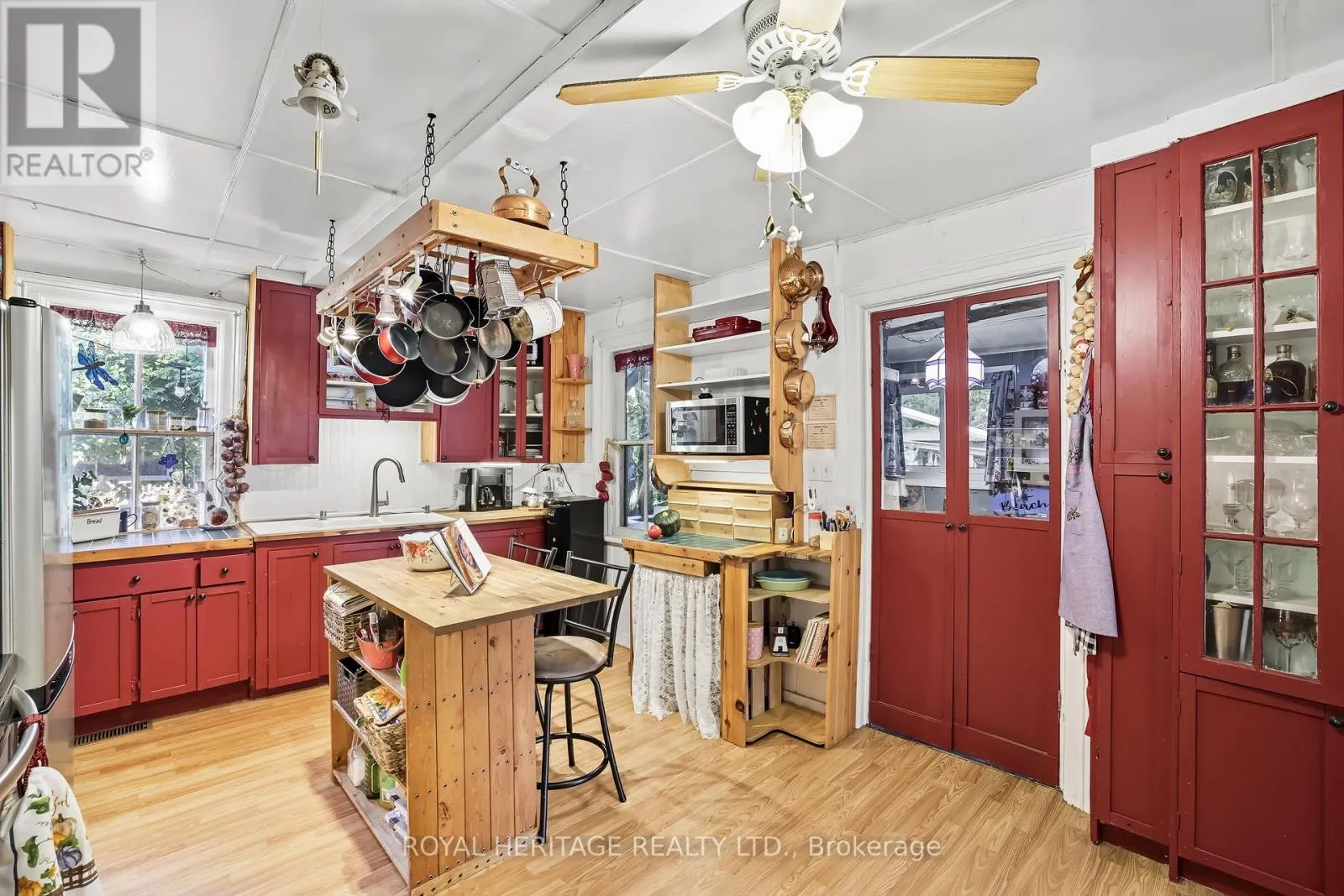 115 ELGIN STREET
