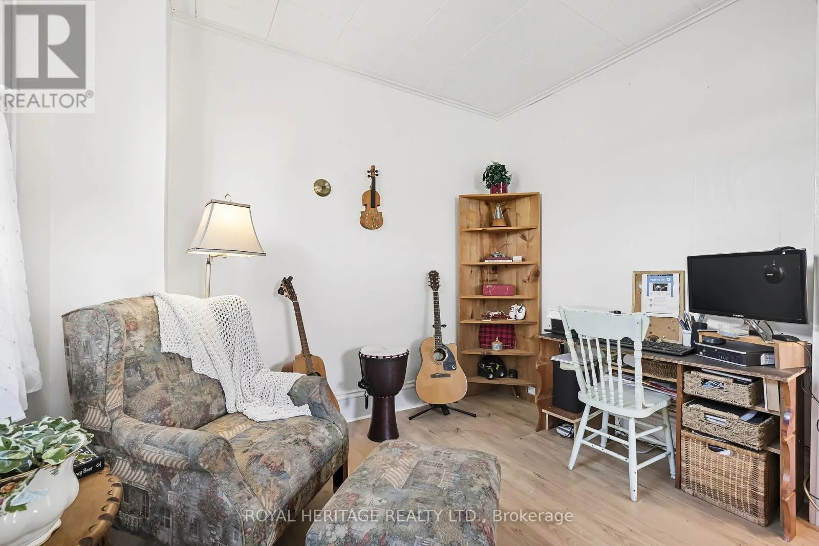 115 ELGIN STREET