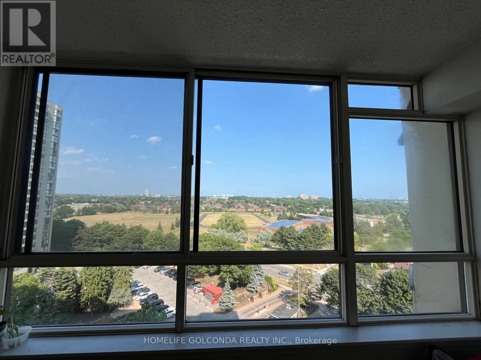 1108 - 225 BAMBURGH CIRCLE