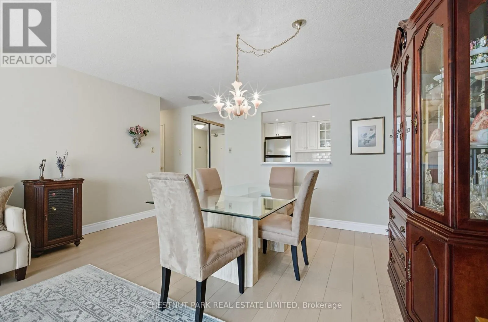 911 - 20 DEAN PARK ROAD
