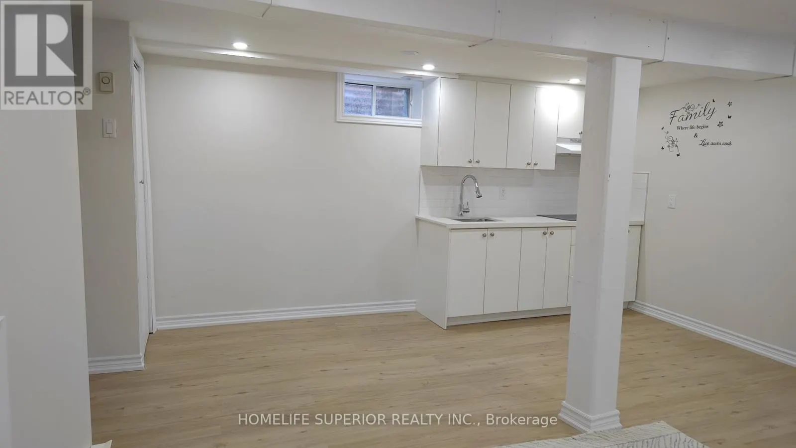 LOWER - 292 BRIGHTON COURT, #Lower