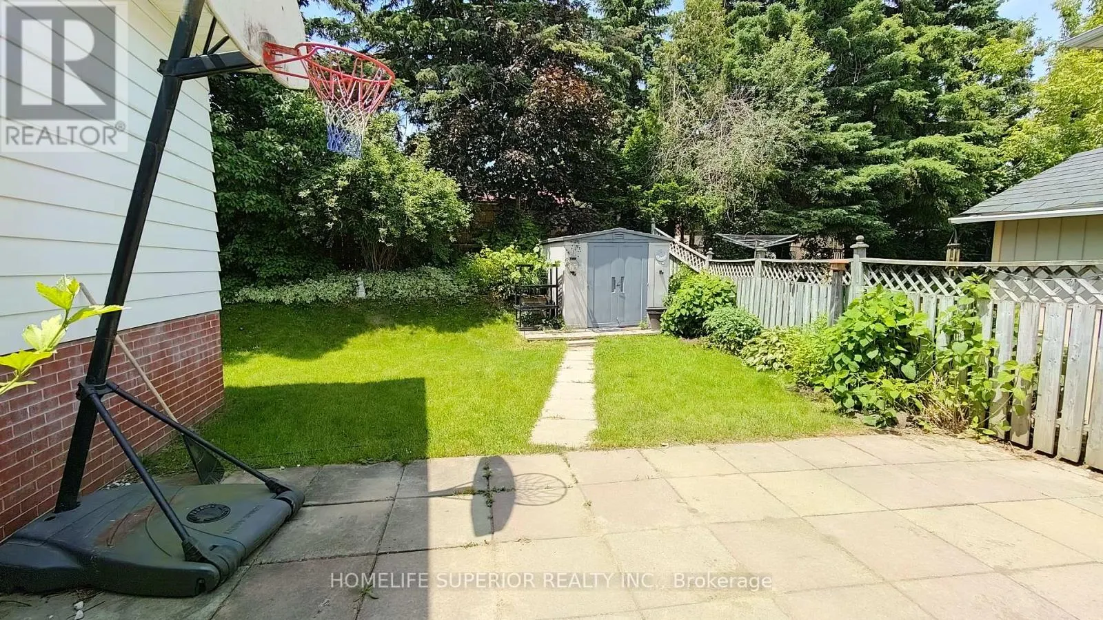LOWER - 292 BRIGHTON COURT, #Lower