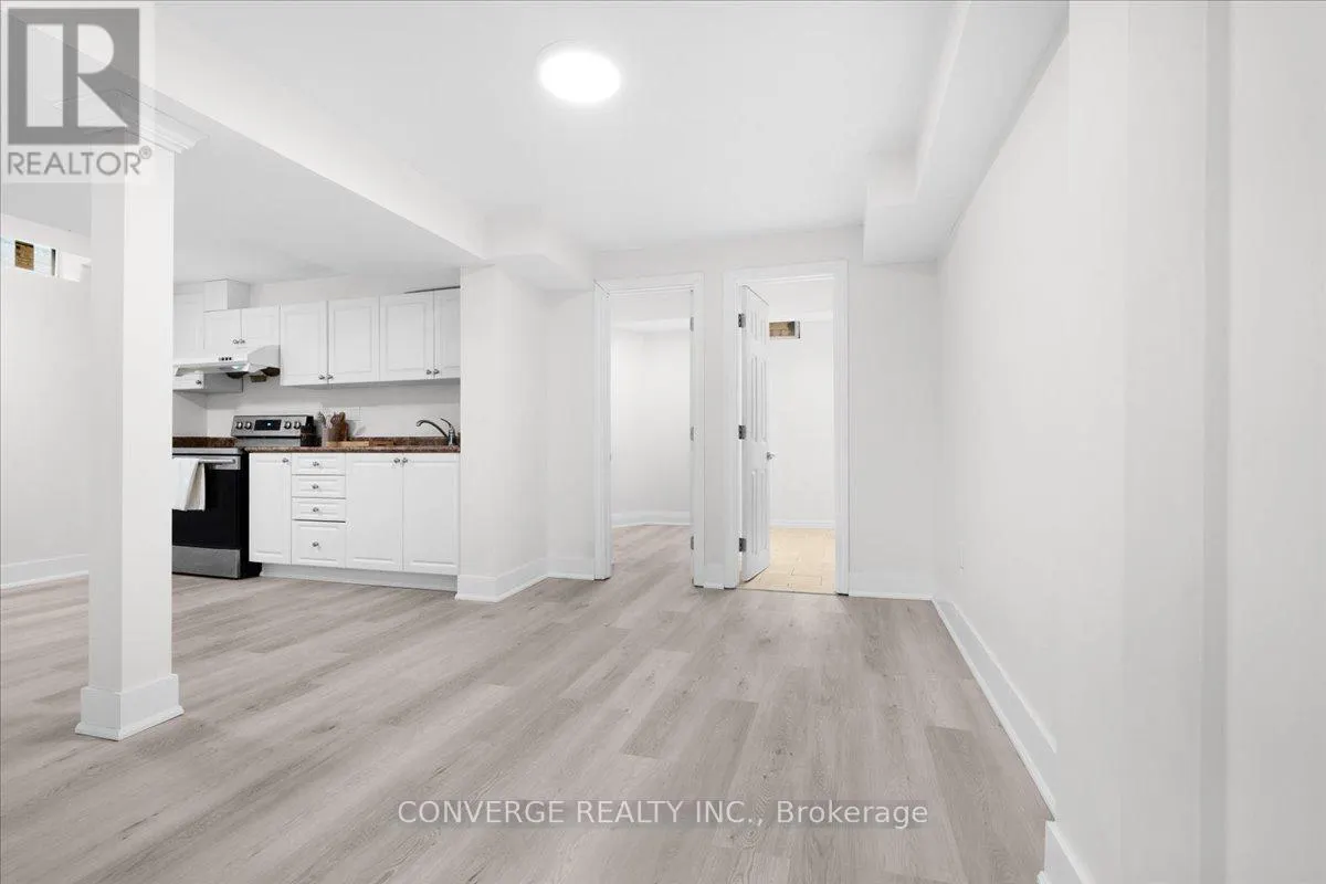 3 PLOWMAN DRIVE
