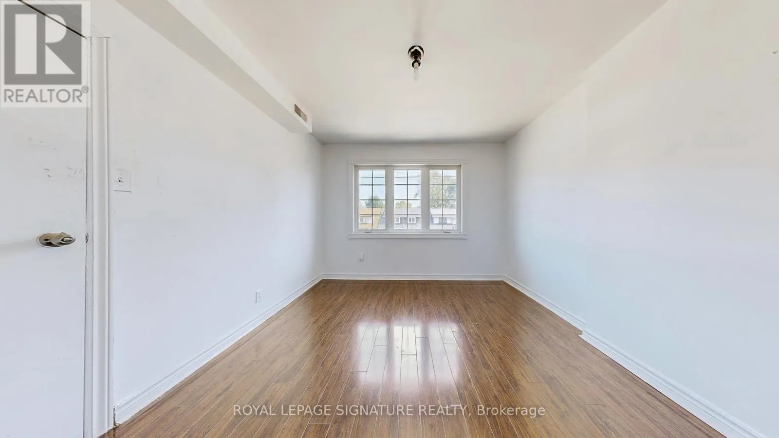 1130 WOODBINE AVENUE