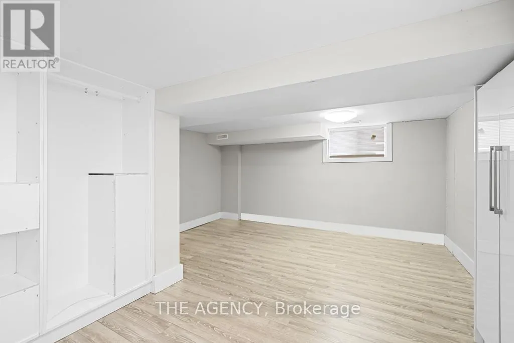 26 GATWICK AVENUE