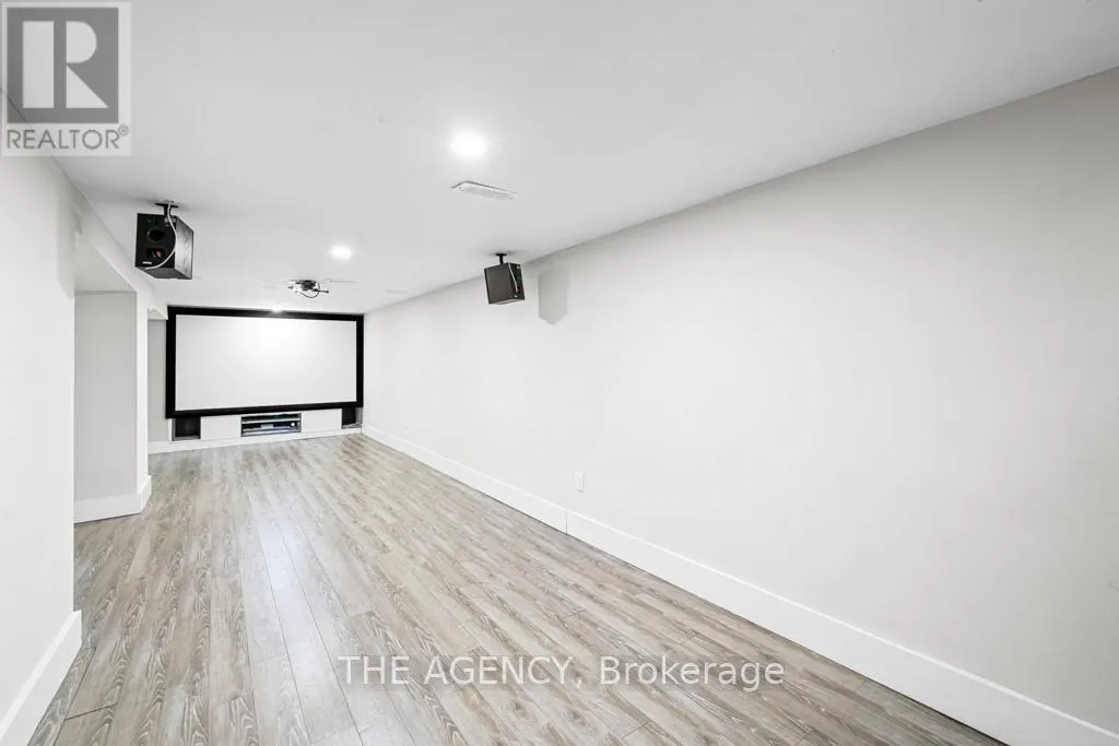 26 GATWICK AVENUE