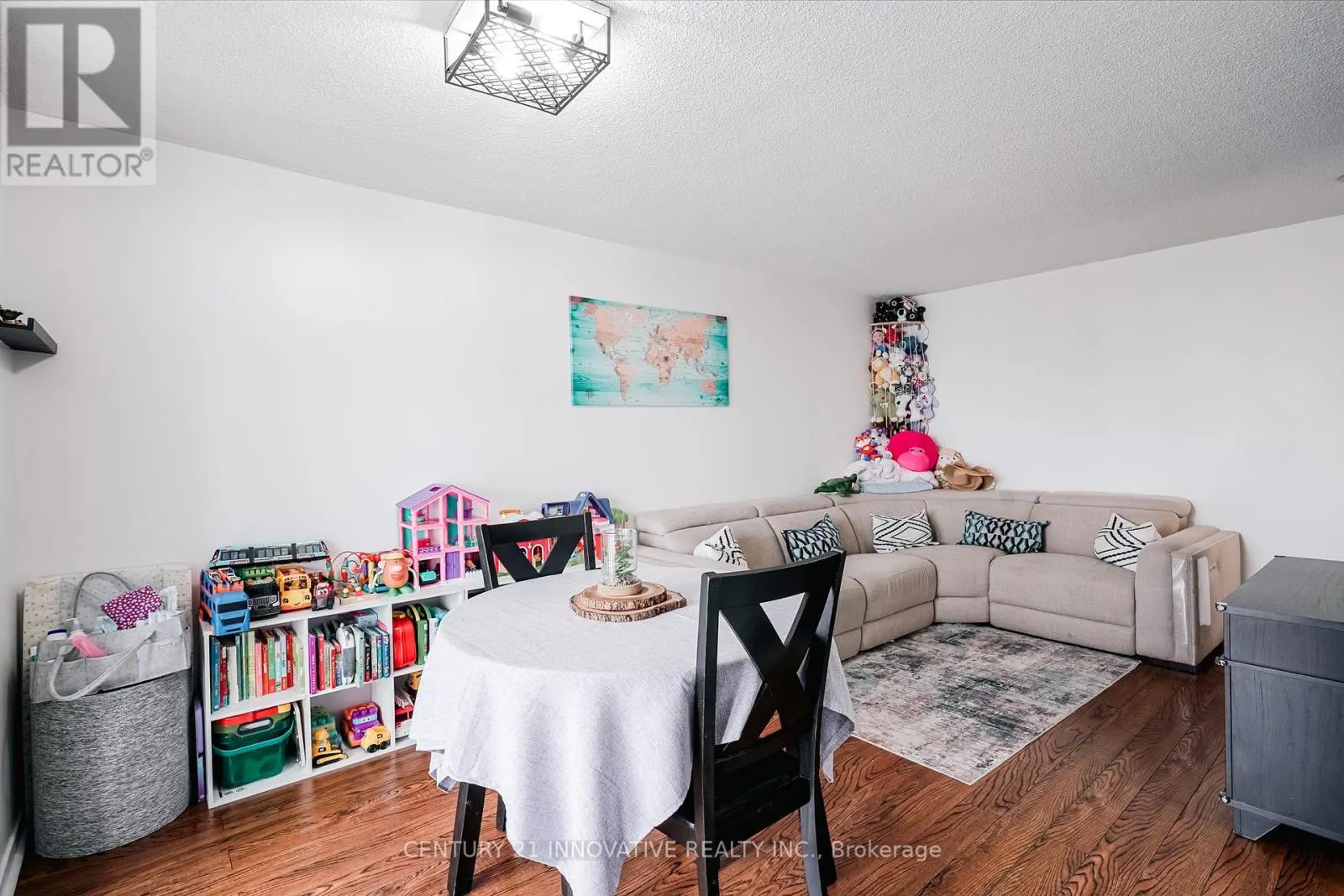 1808 - 330 MCCOWAN ROAD
