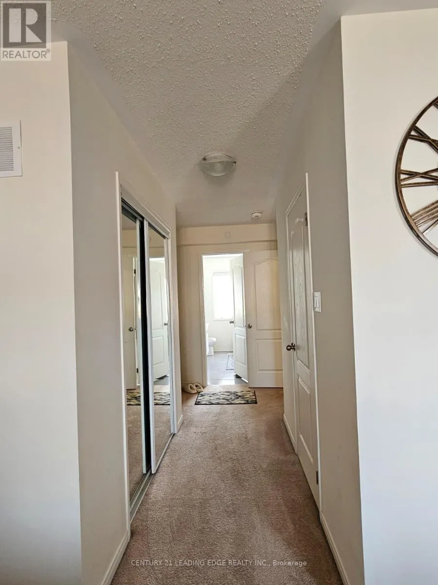 2446 ROSEDROP PATH