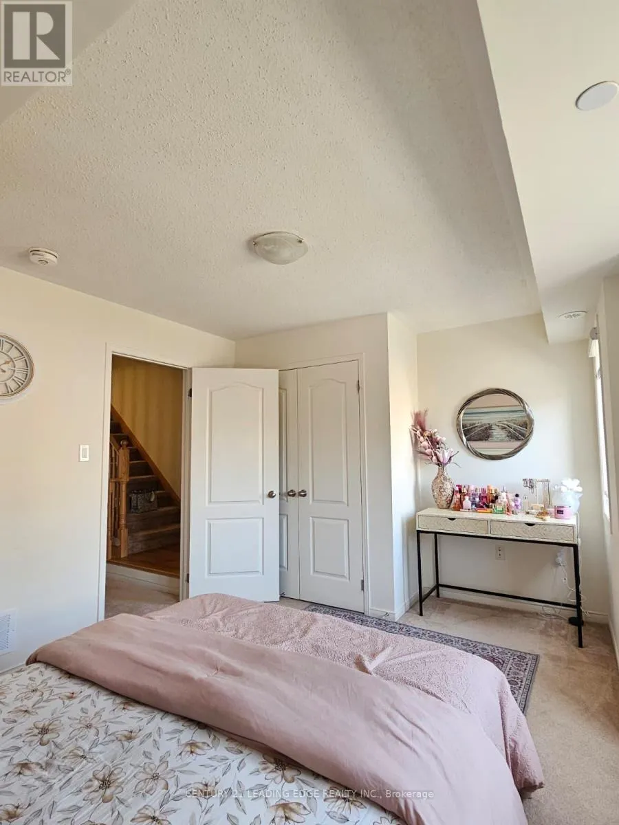 2446 ROSEDROP PATH