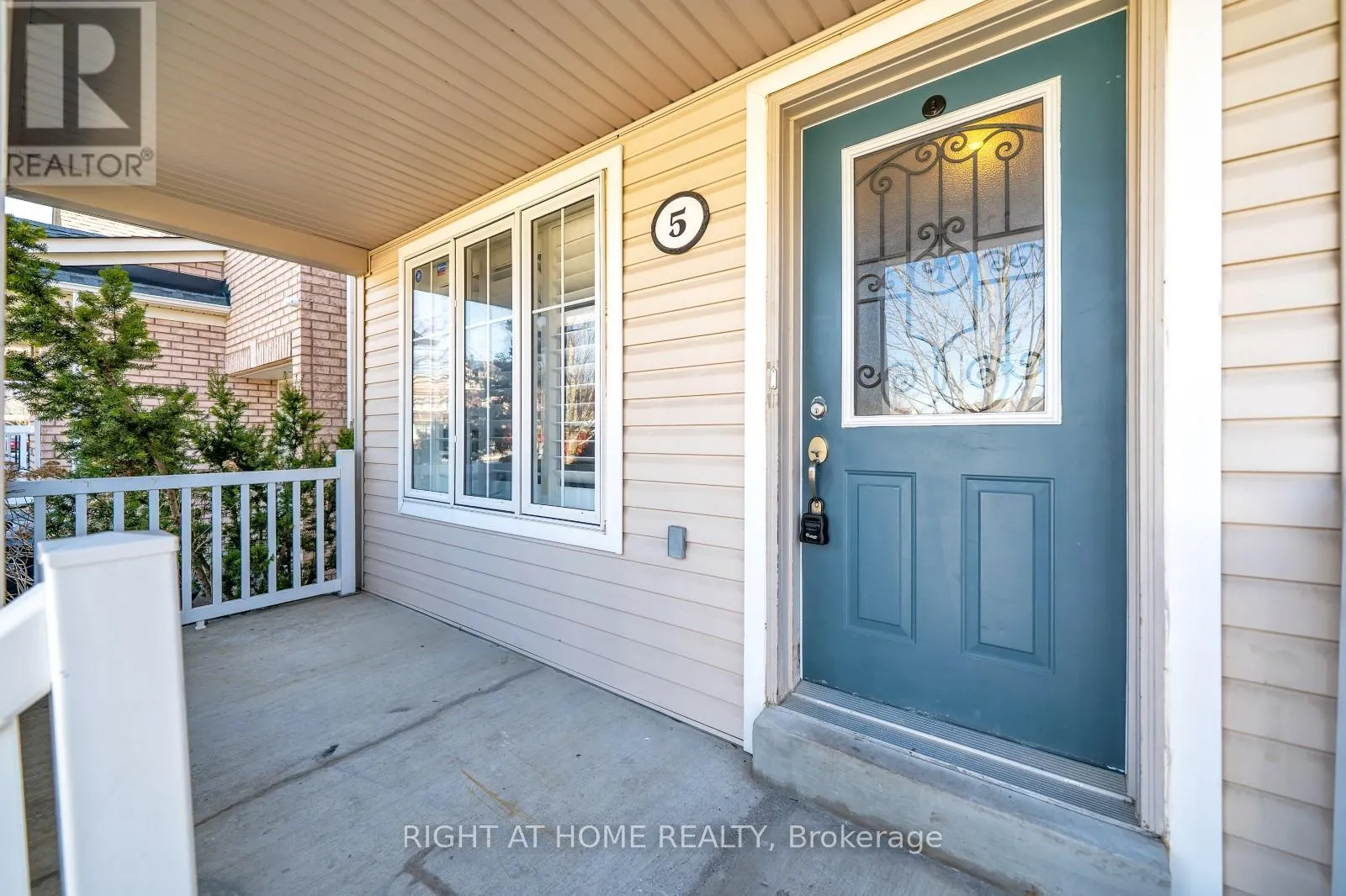 5 FENTON STREET