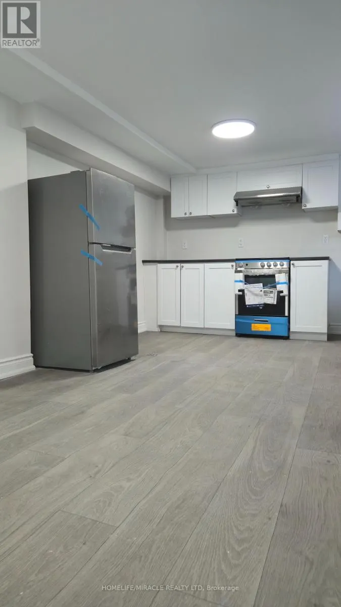 BSMT - 1281 KING STREET E