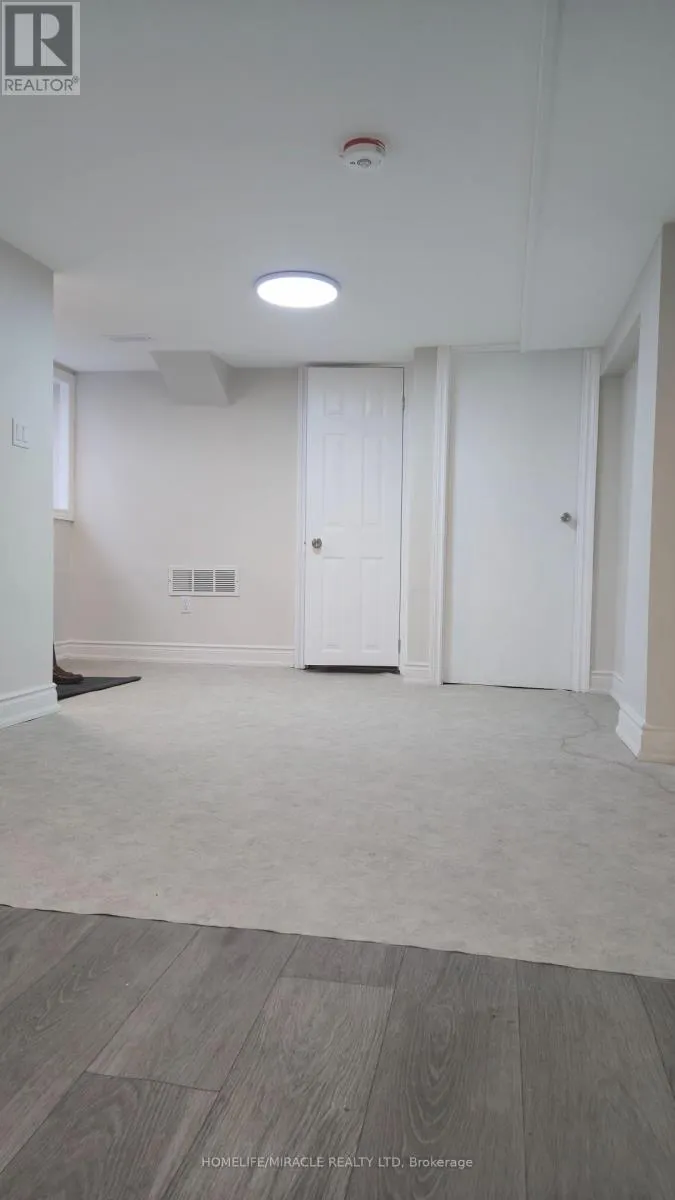 BSMT - 1281 KING STREET E