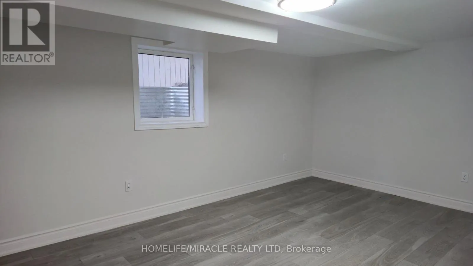 BSMT - 1281 KING STREET E
