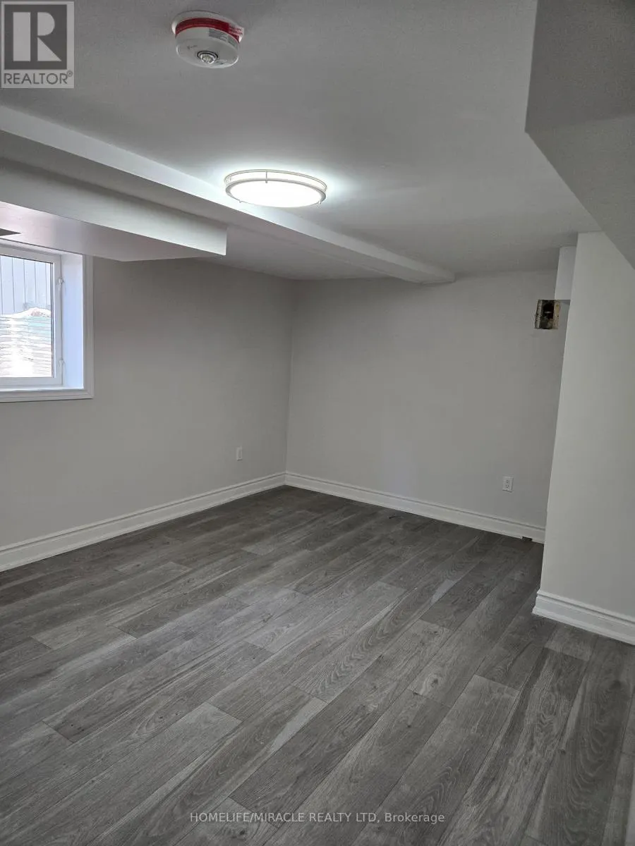 BSMT - 1281 KING STREET E