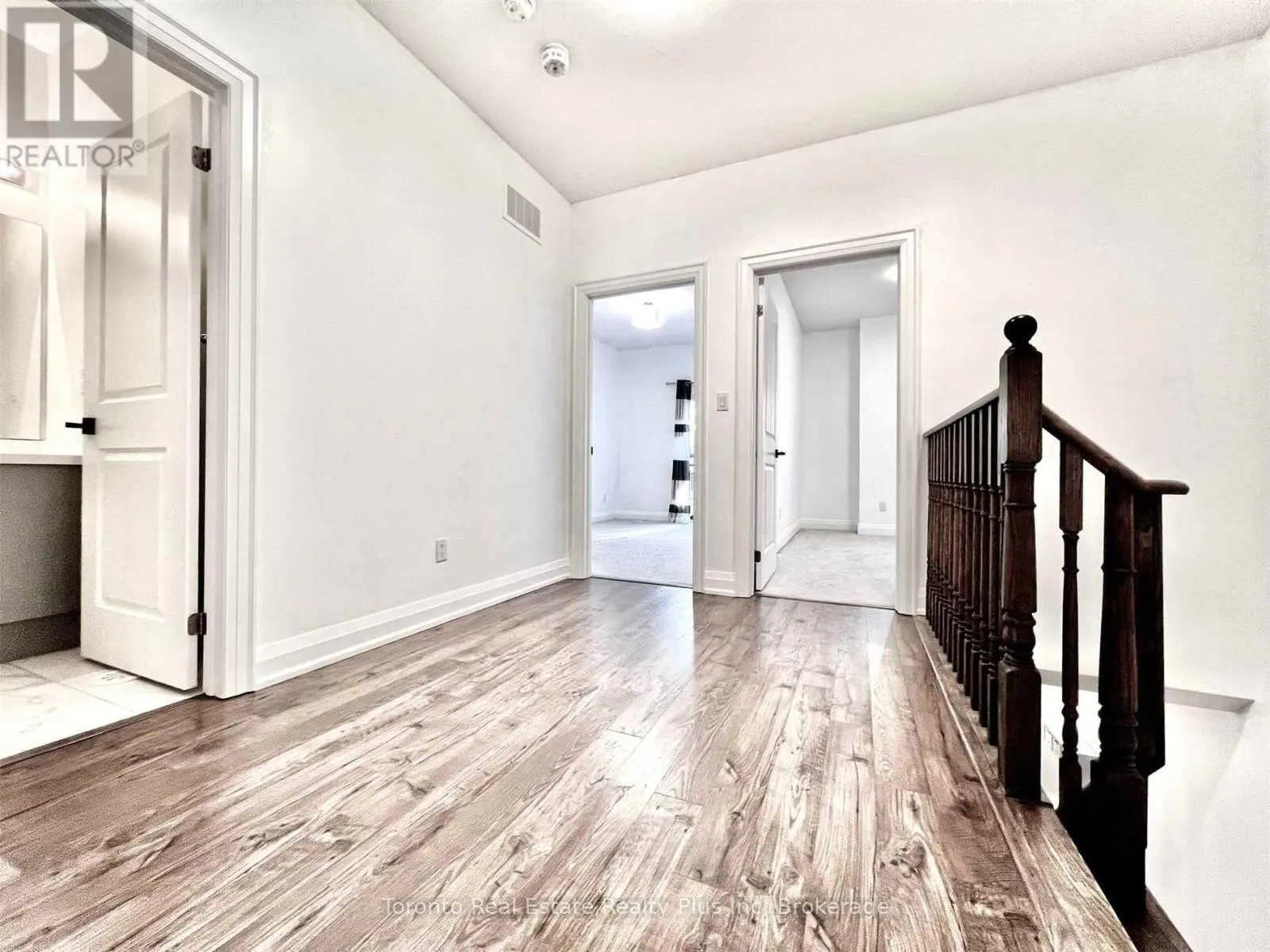 3 - 1060 ST. HILDAS WAY