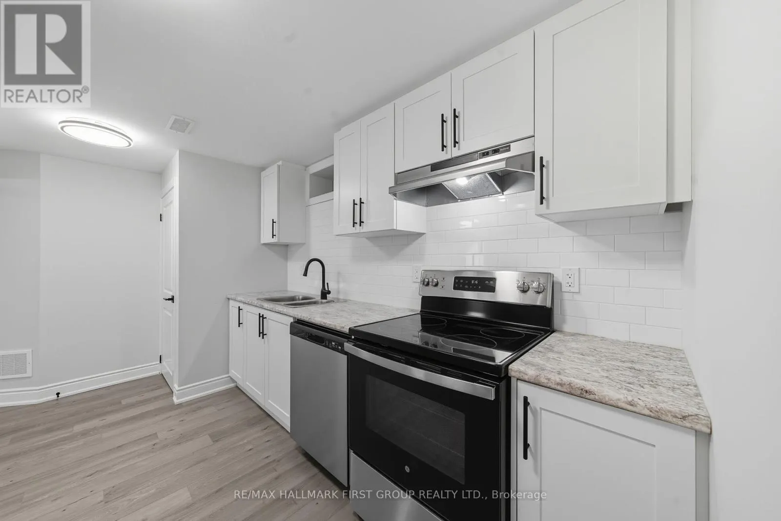126 BUYSON CRESCENT