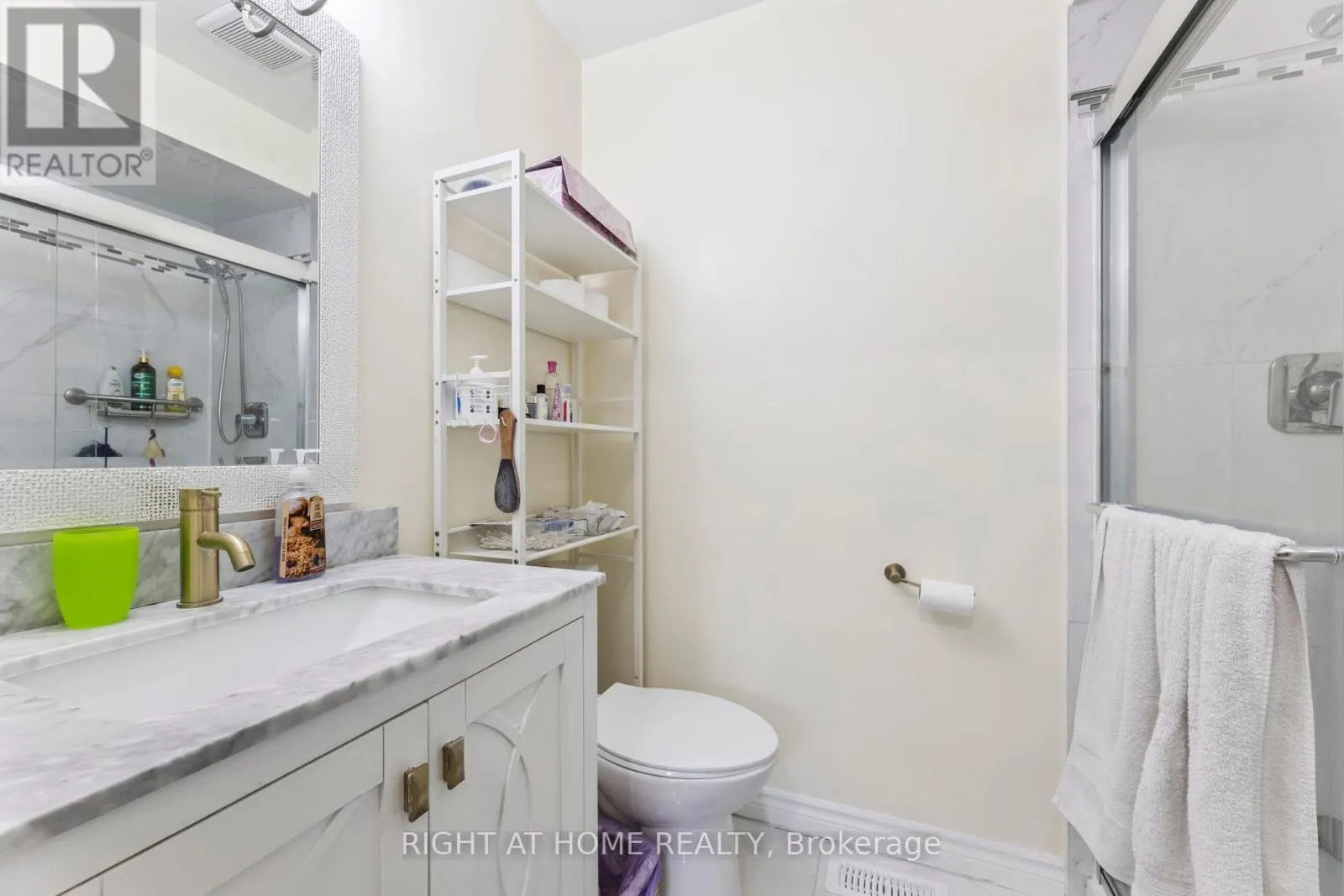 1518 WOODRUFF CRESCENT