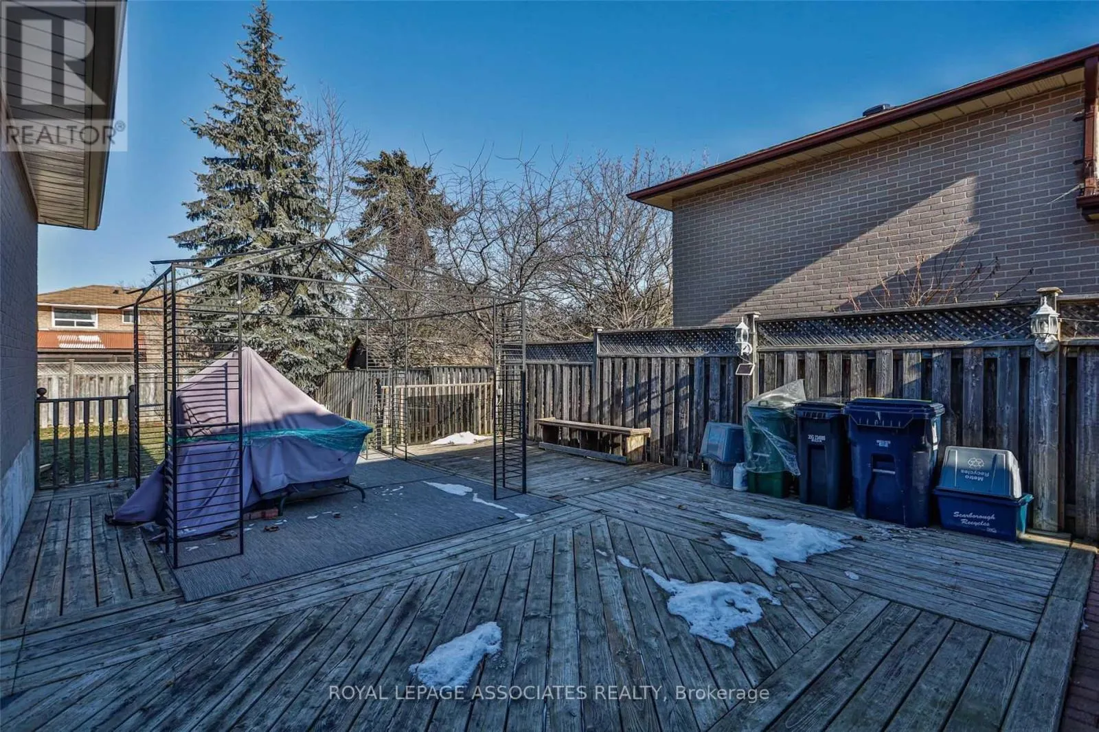 166 LYNNBROOK DRIVE