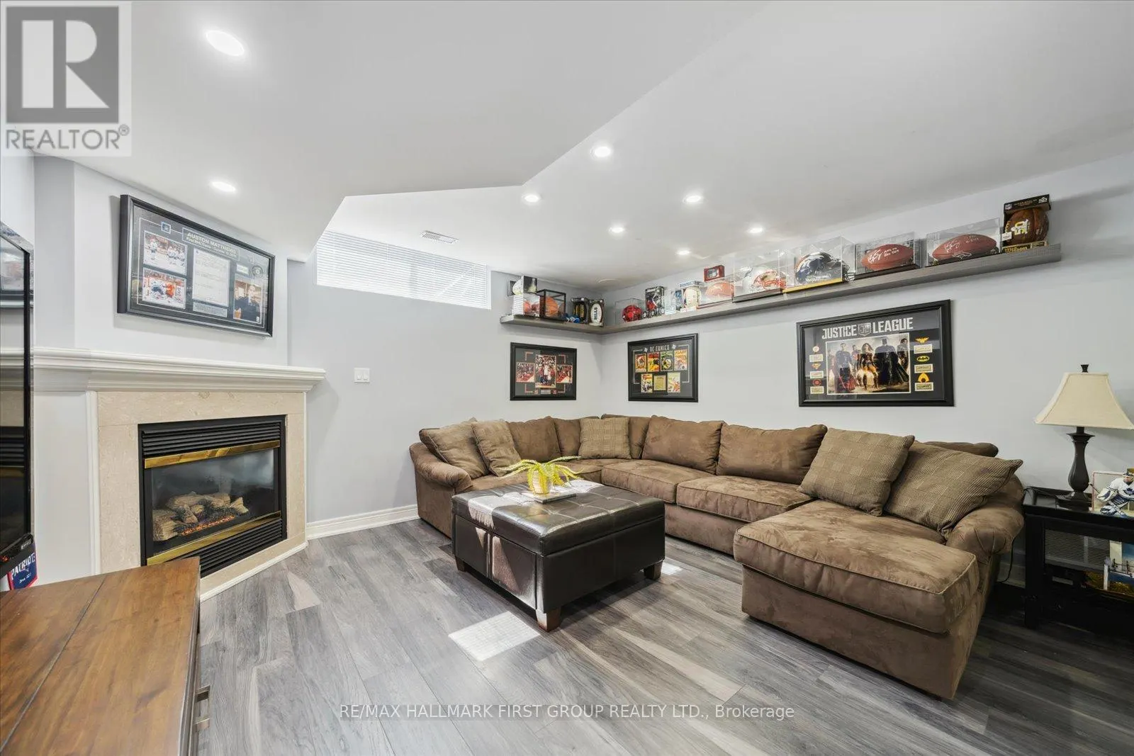 60 BRENDA CRESCENT