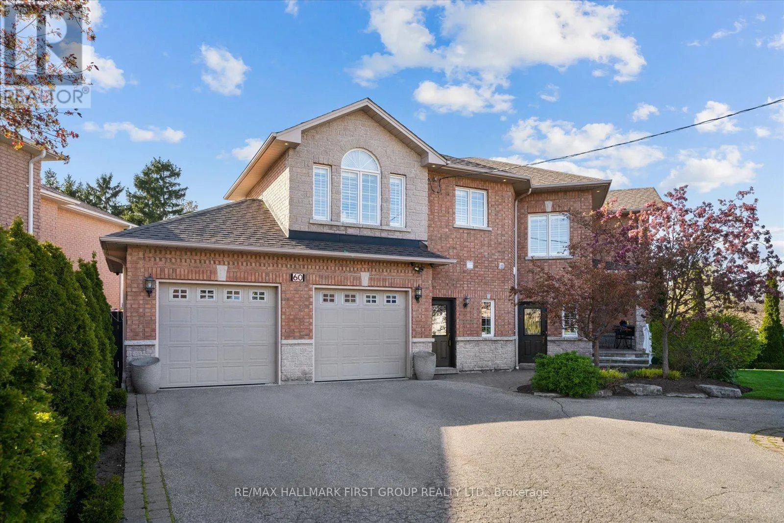 60 BRENDA CRESCENT