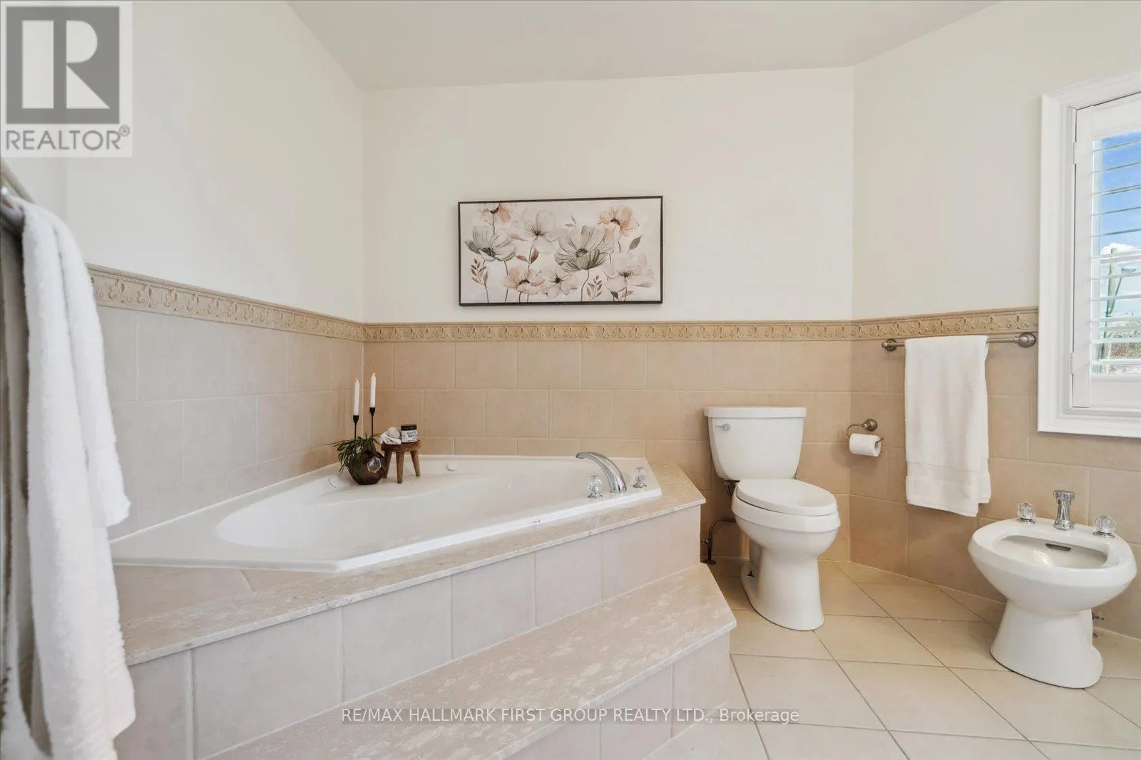60 BRENDA CRESCENT