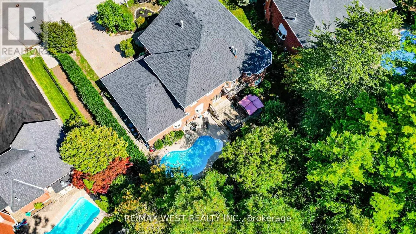 81 WOODVIEW DRIVE